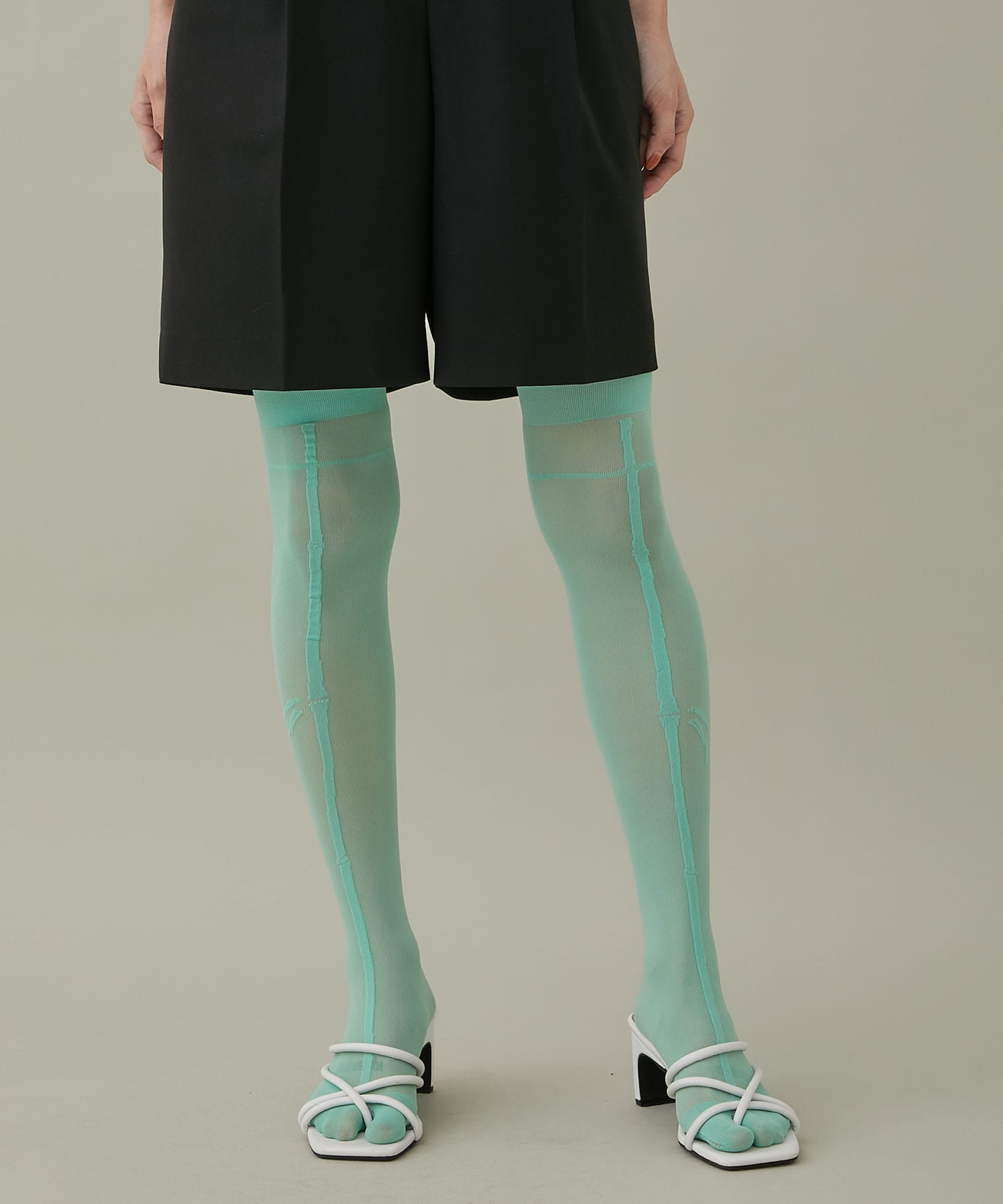 Bamboo Motif Sheer Tabi Socks Mame Kurogouchi