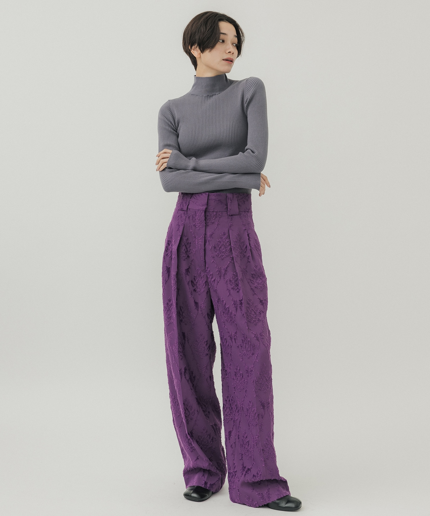 CUT JACQUARD　TWO TUCK PANTS CINOH