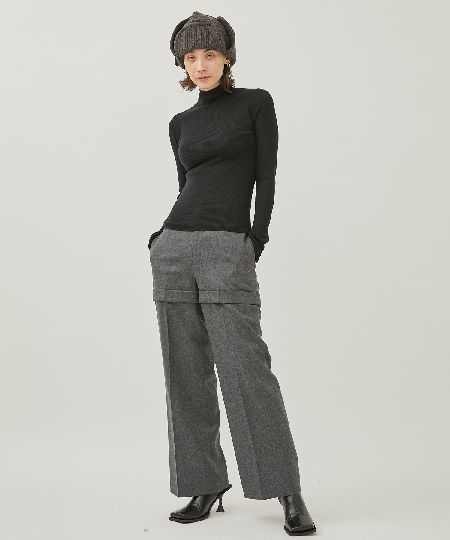 Wool pants poi