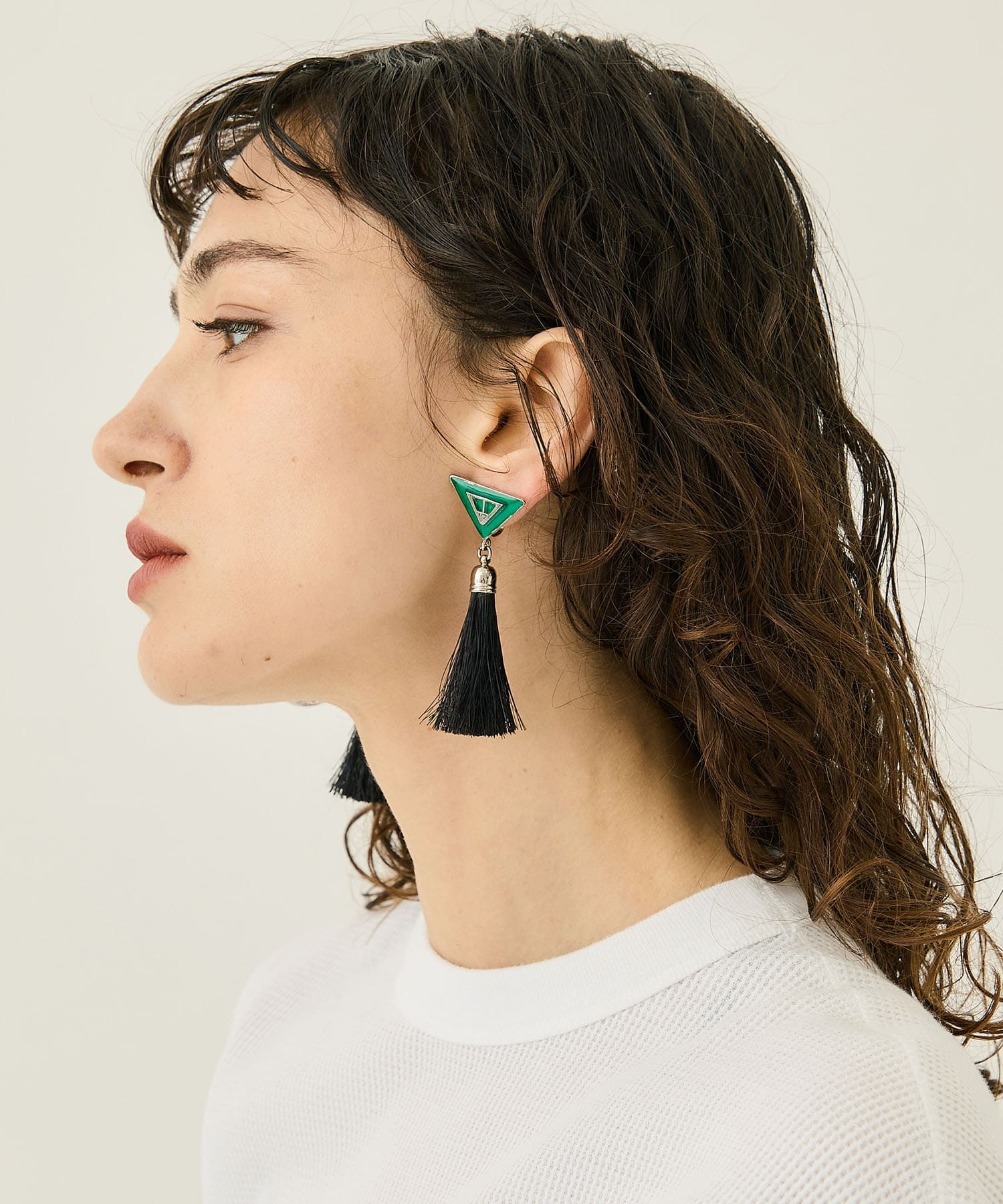 Triangle fringe earrings(FREE GREEN): TOGA PULLA: WOMENS