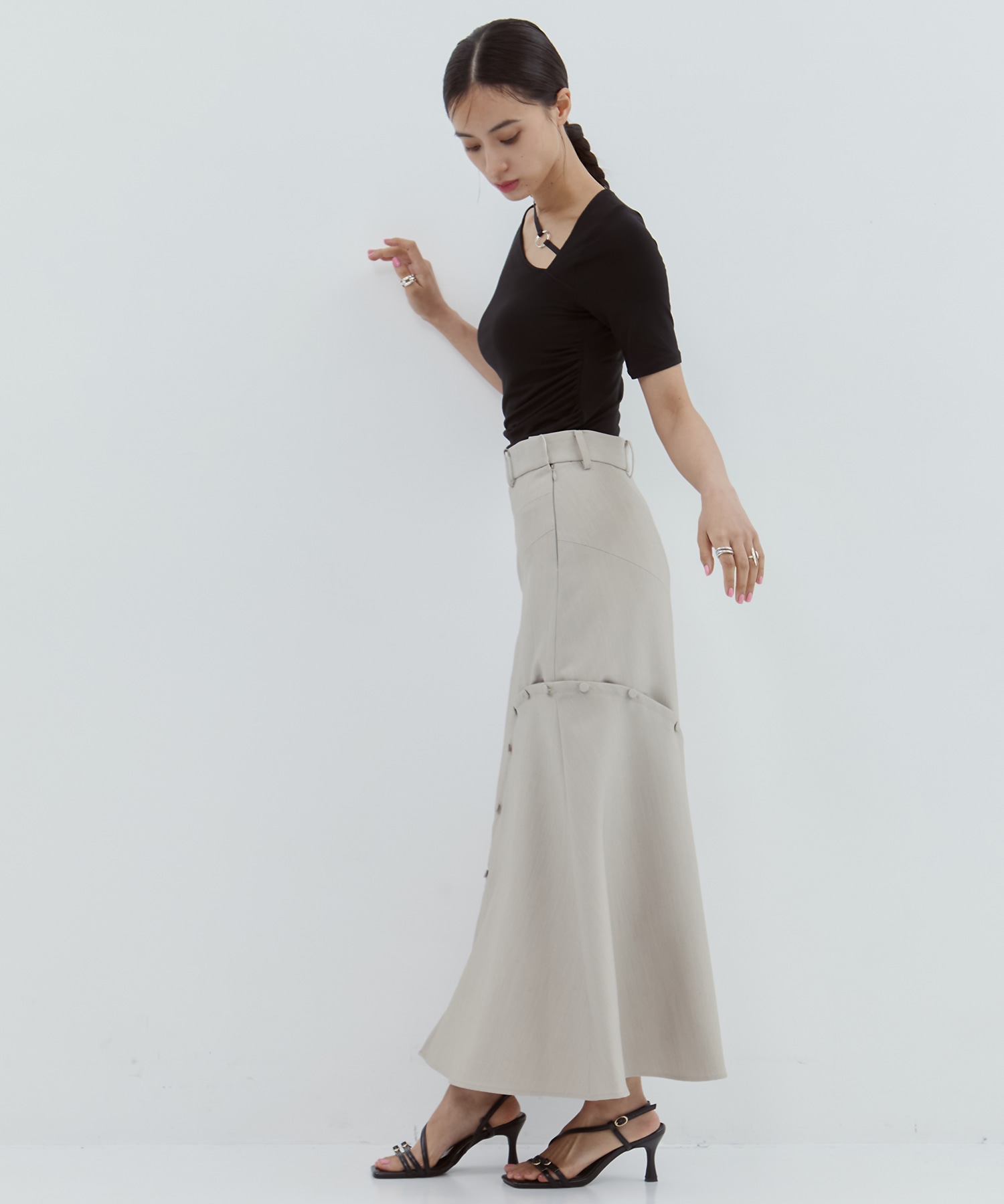 Wave Slashed Skirt STUDIOUS