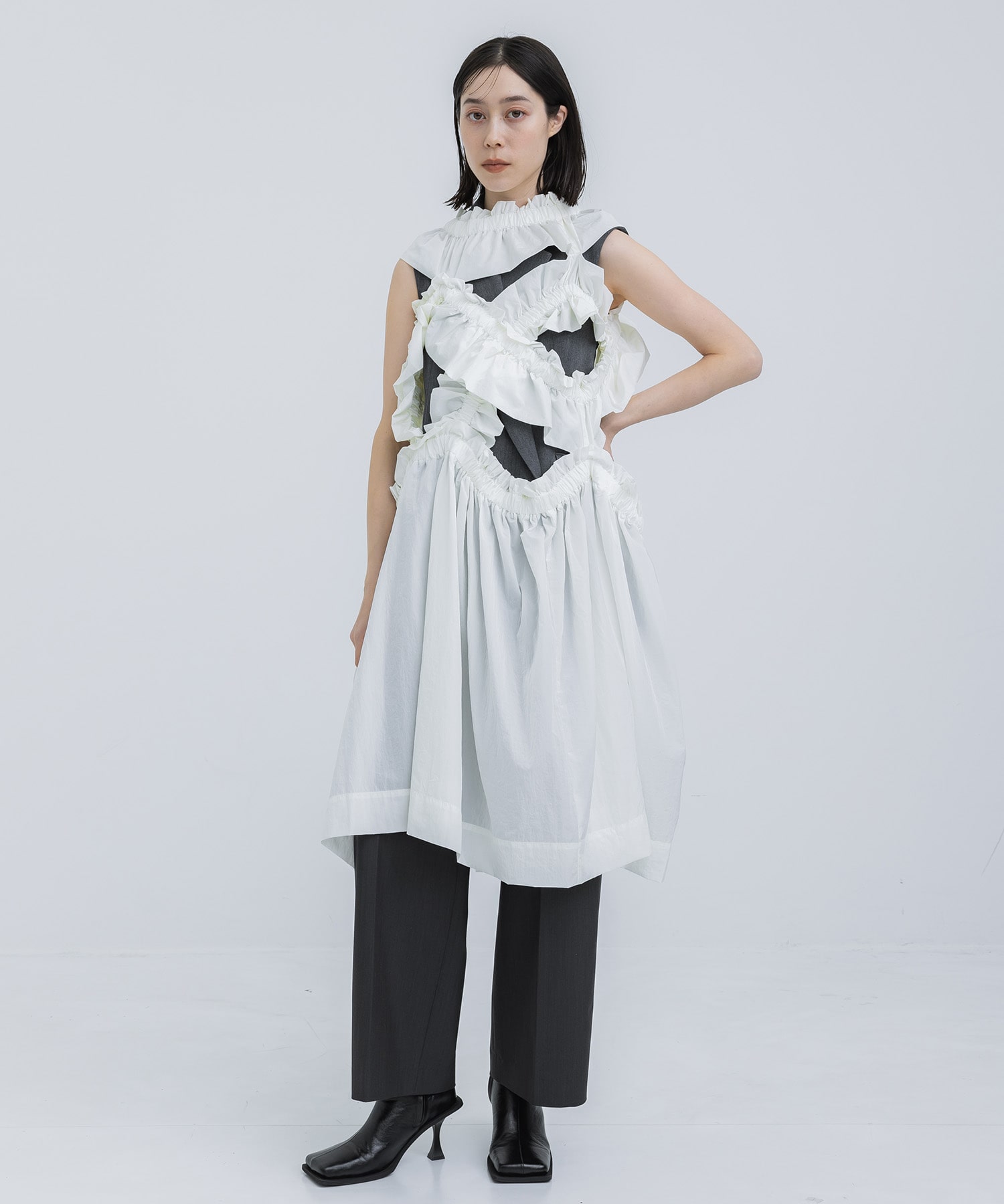 kiki frill dress(FREE WHITE): HOUGA: WOMENS｜ STUDIOUS ONLINE公式