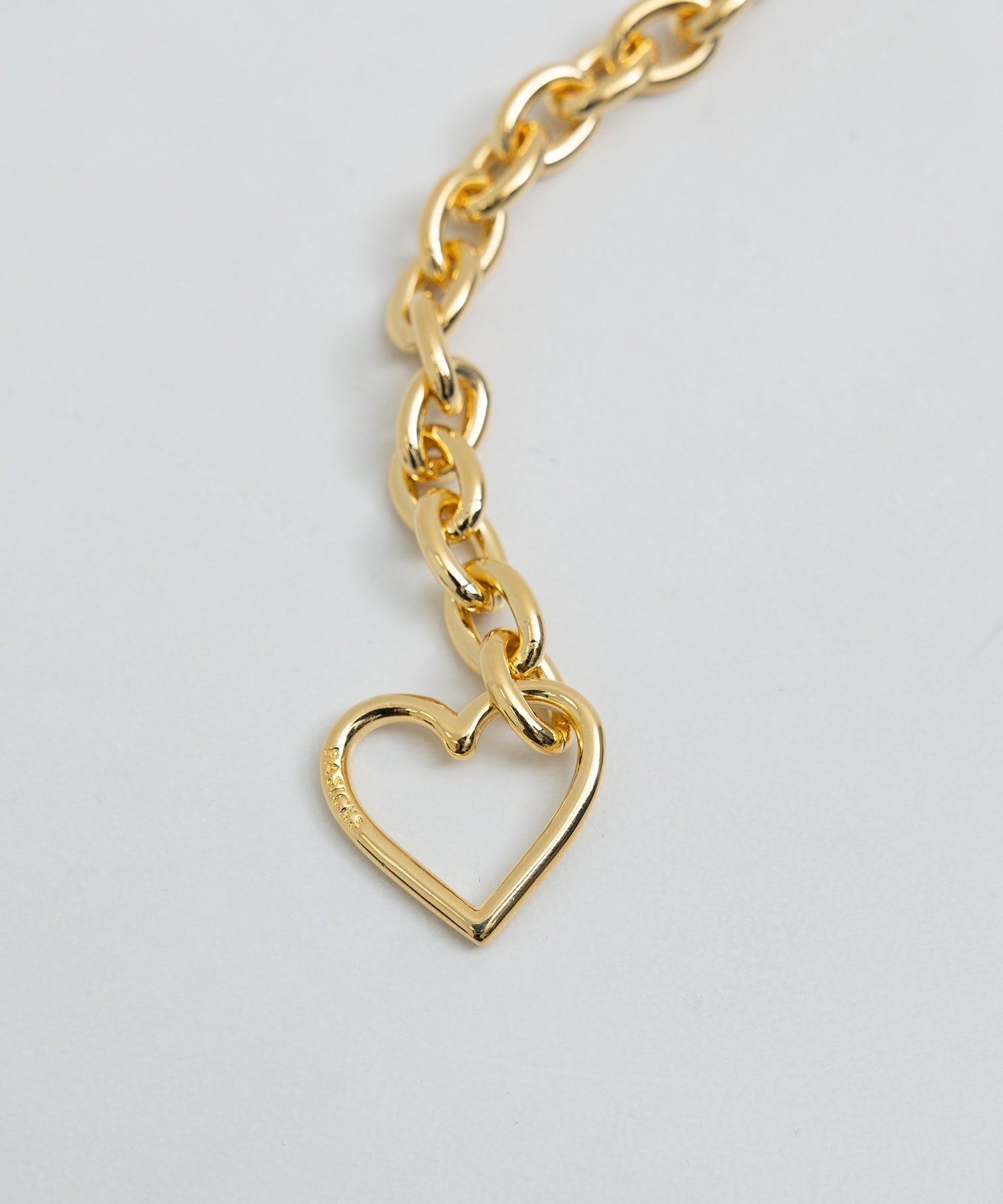 Heart Bracelet (Medium Link) BASICKS