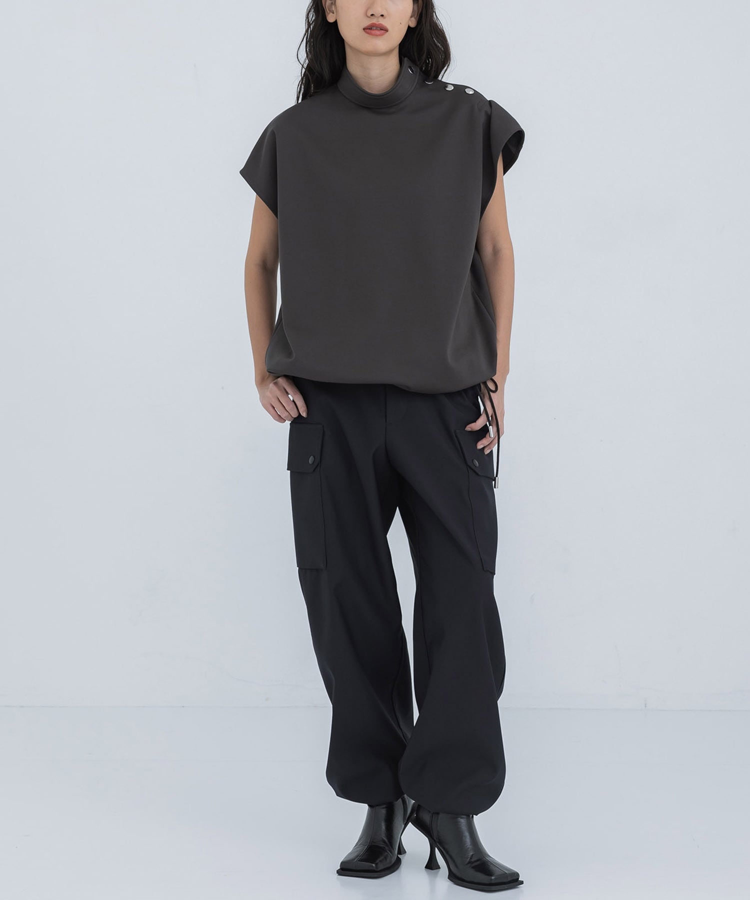 RERACS SIDE OPEN SLEEVELESS PULLOVER THE RERACS
