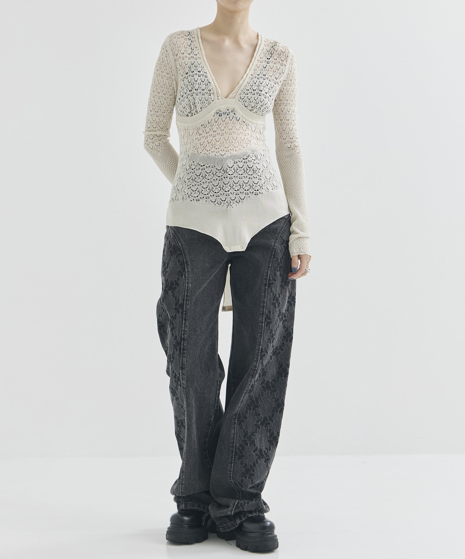 LACE KNIT V-NECK BODYSUITS FETICO