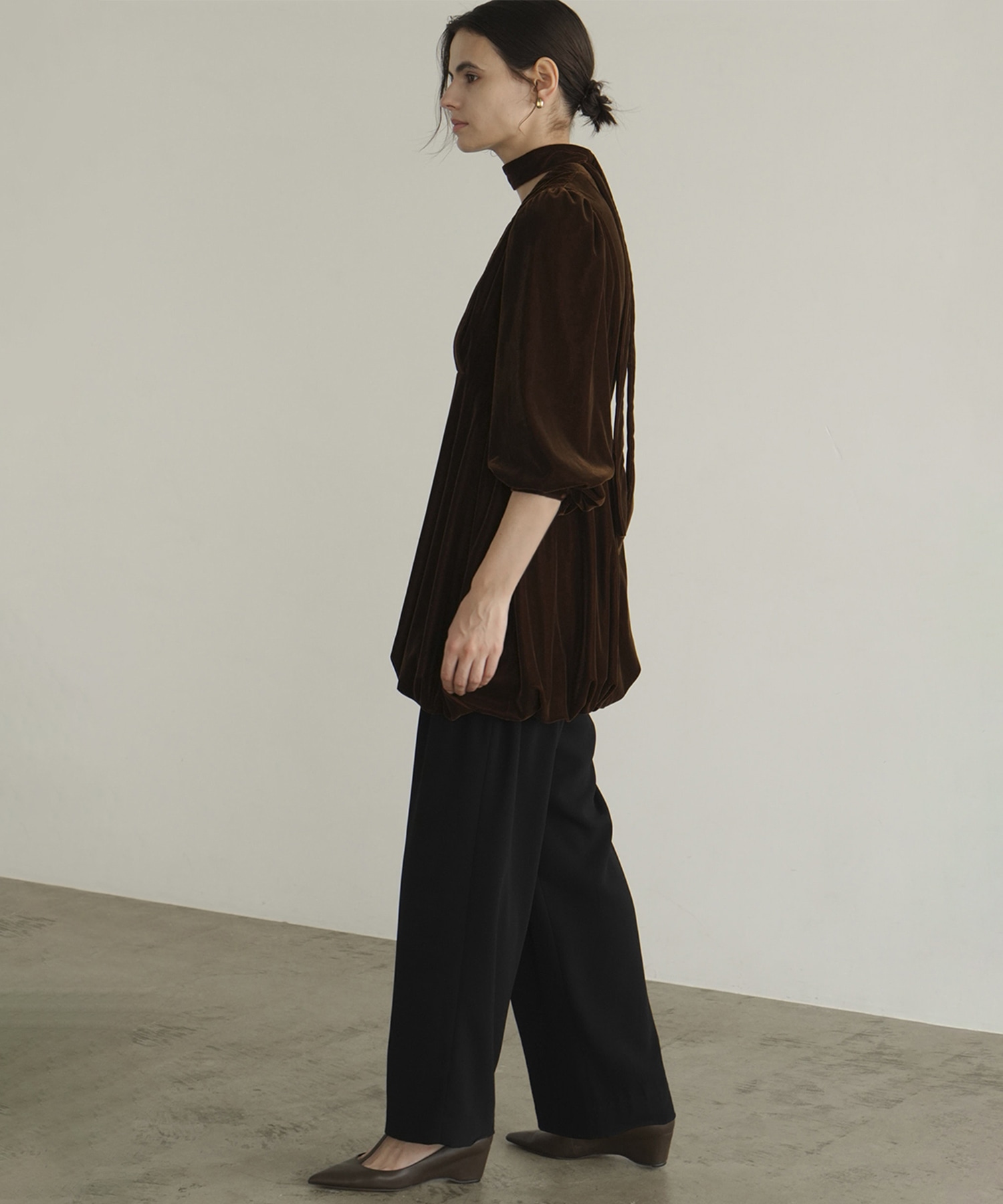 BASIC TUCK PANTS CLANE