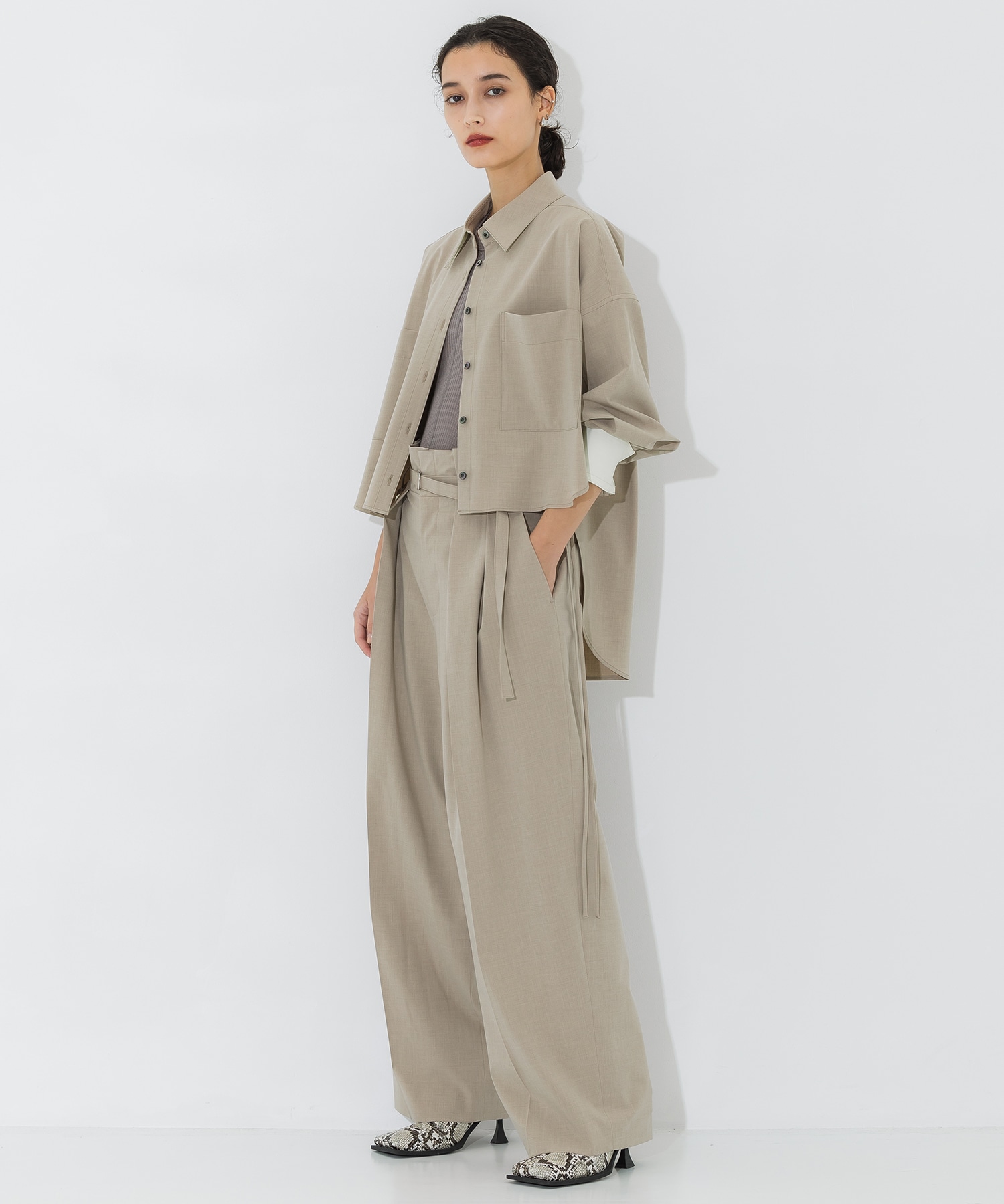 High Waist Tucked Trousers STUDIOUS