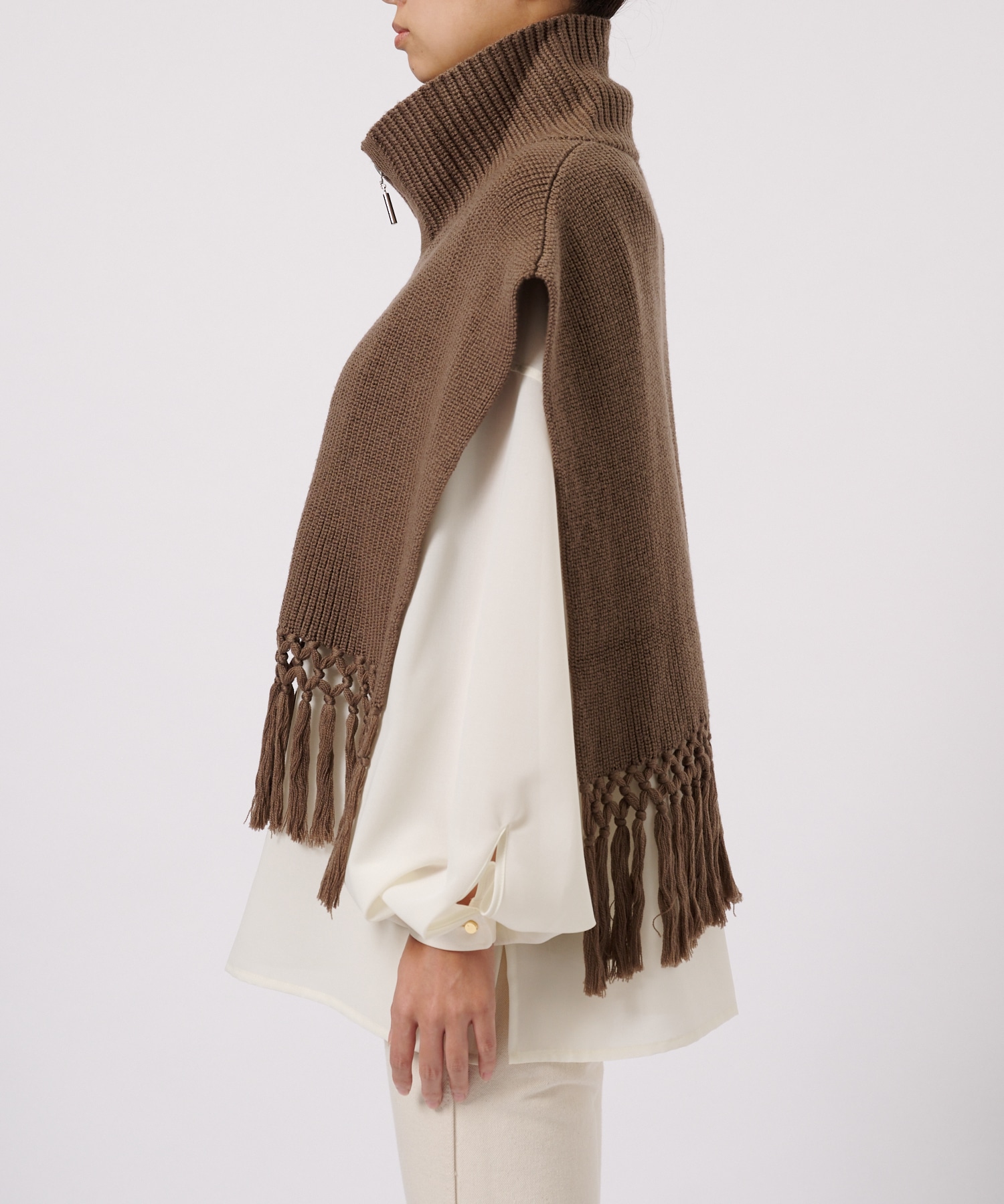 Fringe High Neck Knit Vest UJOH