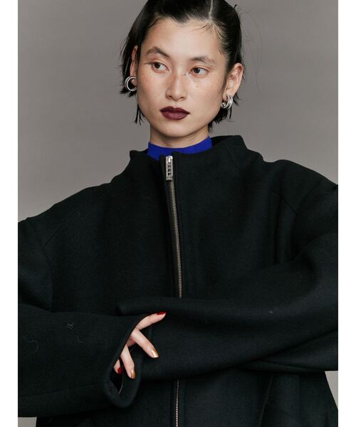 TUCK SHOLDER MIDDLE CT UN3D.