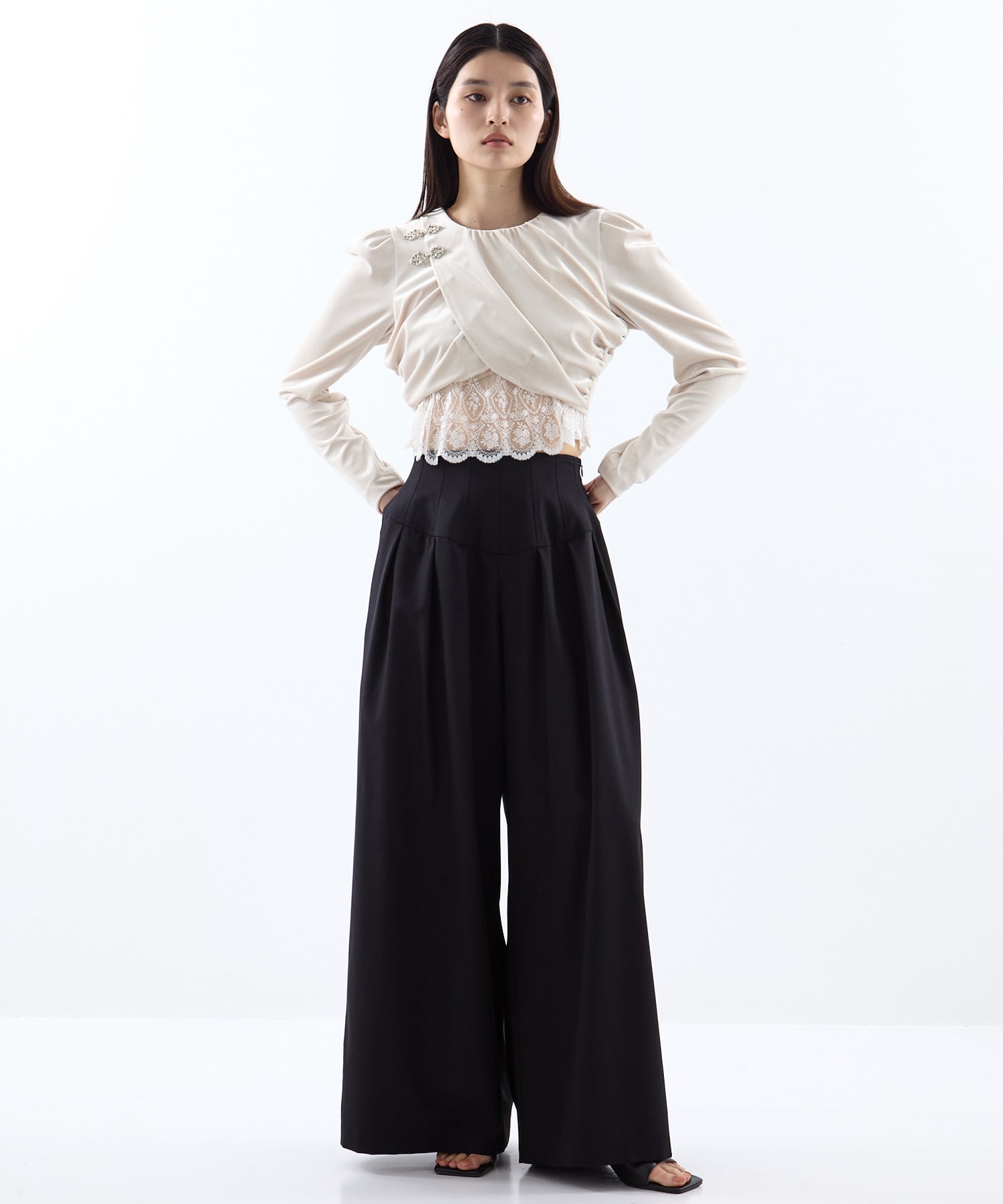 gather neck velour tops tanakadaisuke