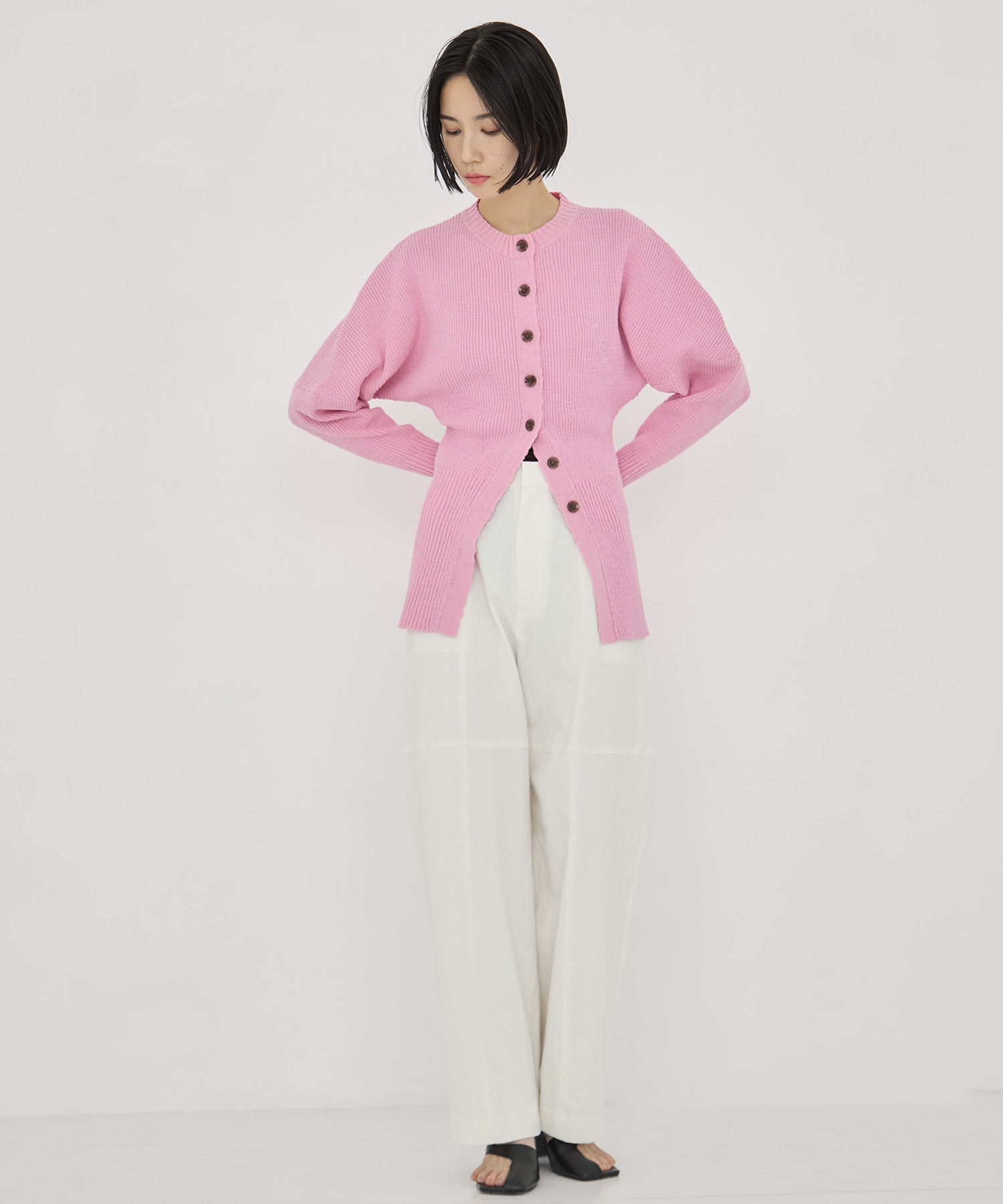 Greer crew neck knit cardigan AKIRANAKA