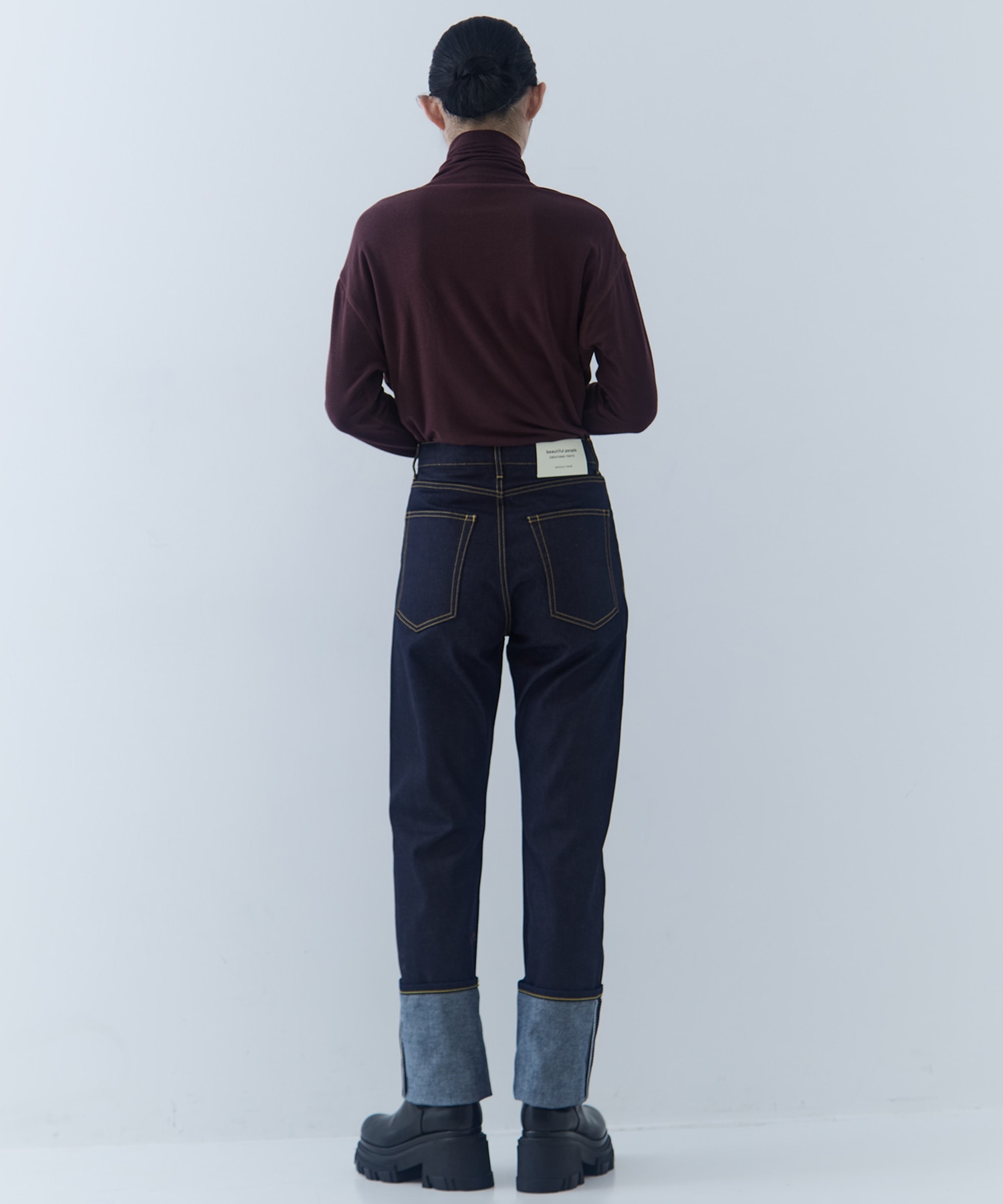 selvedge denim woman fits beautiful people