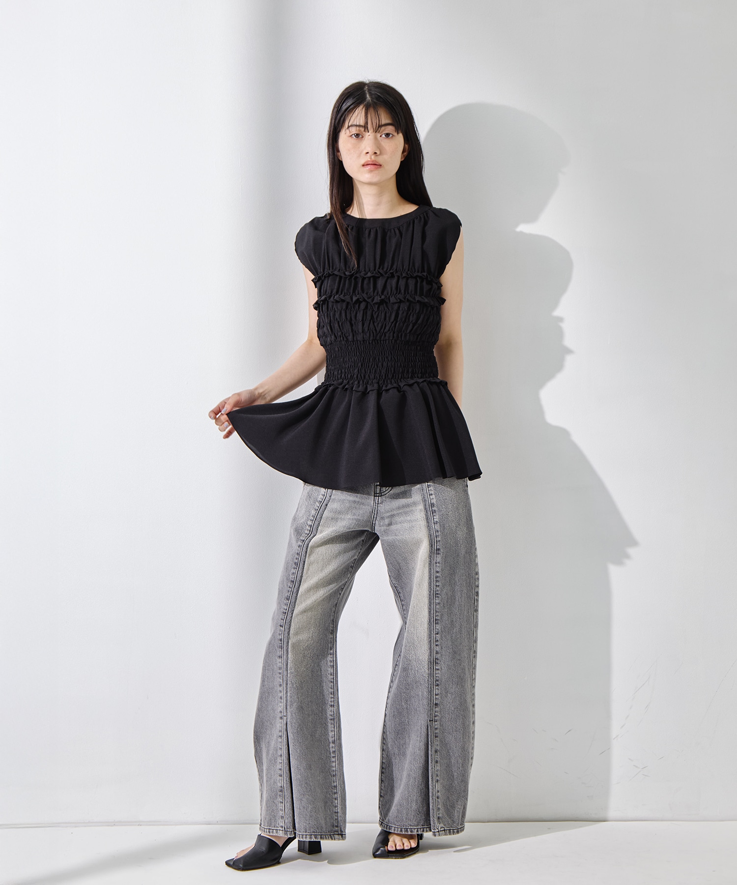 シャツ+ブラウス(半袖+袖なし) EN APARTMENT  SHIRRING shushu TOPS EN APARTMENT SHIRRING shushu TOPSの通販 by ccny's shop｜ラクマ