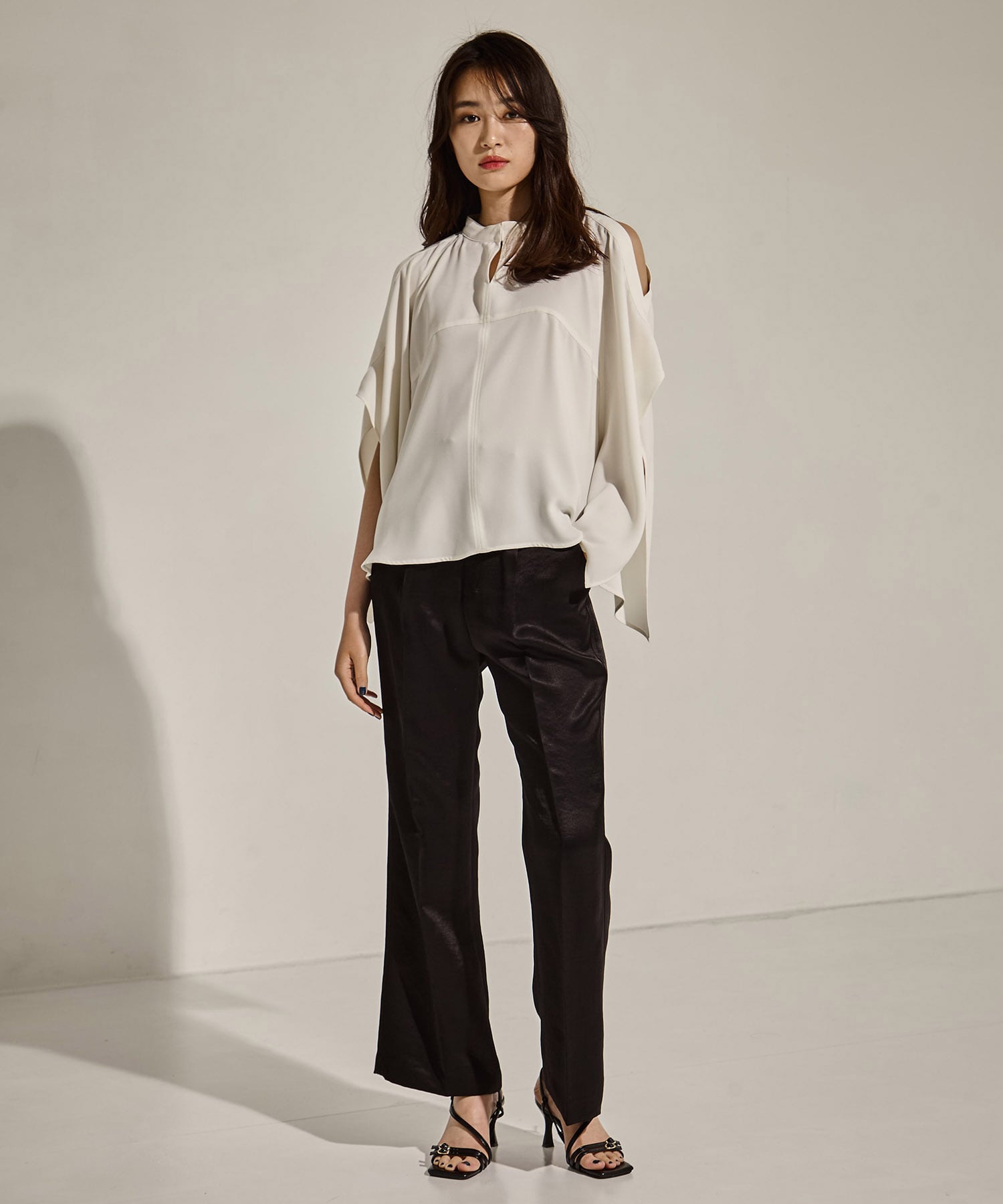 BACK SATIN DRAPE BLOUSE STUDIOUS