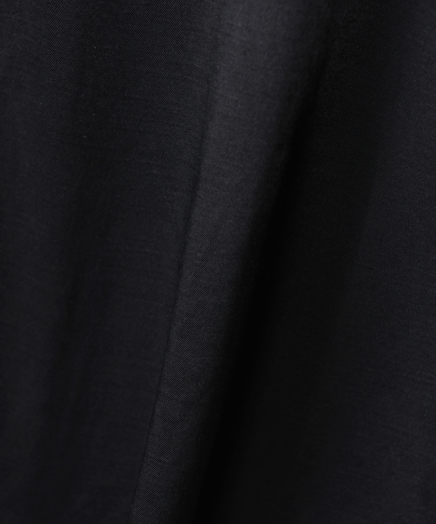 SATIN DRAPE BLOUSE CINOH