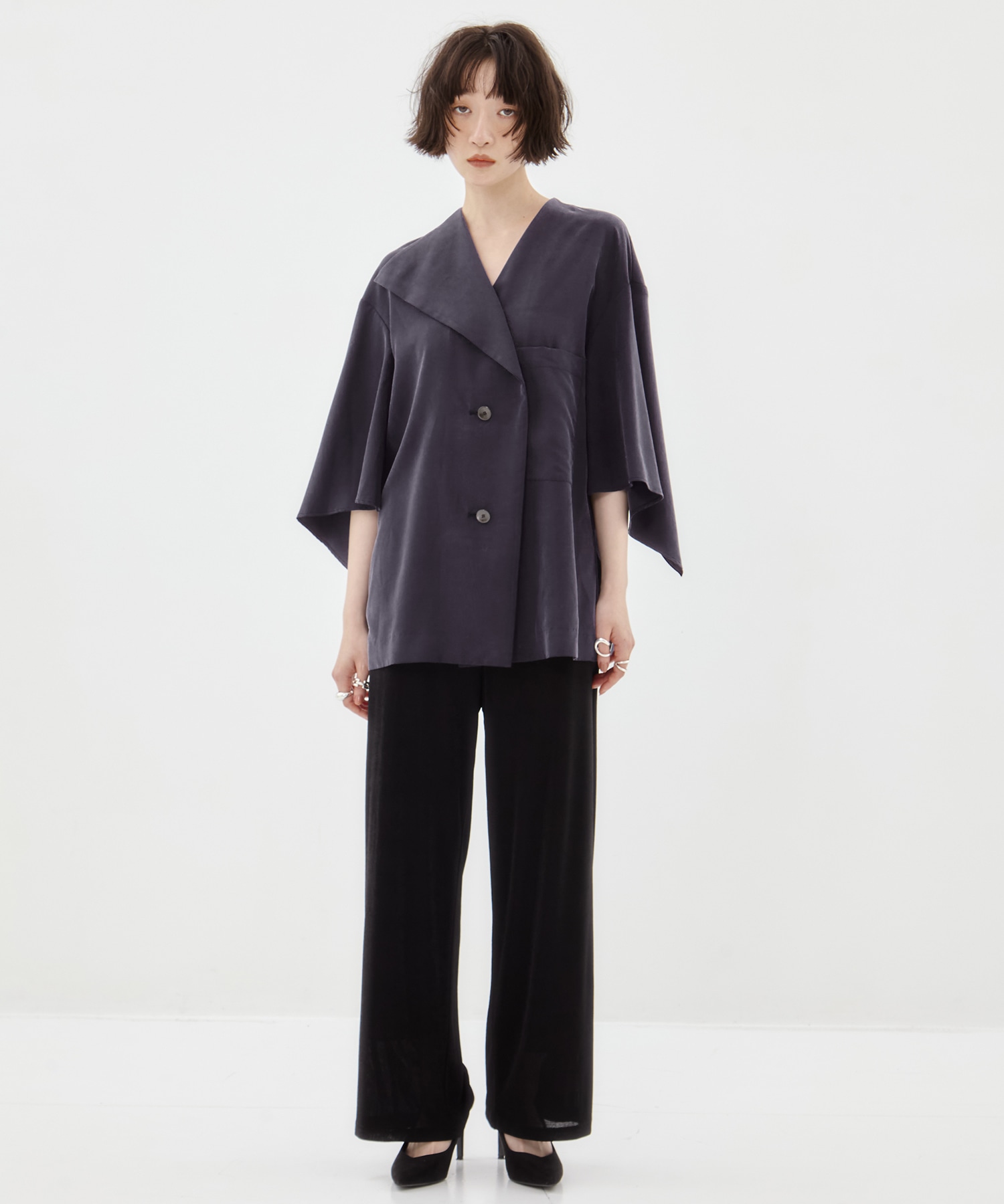 Liese panel sleeve shirt NV AKIRANAKA