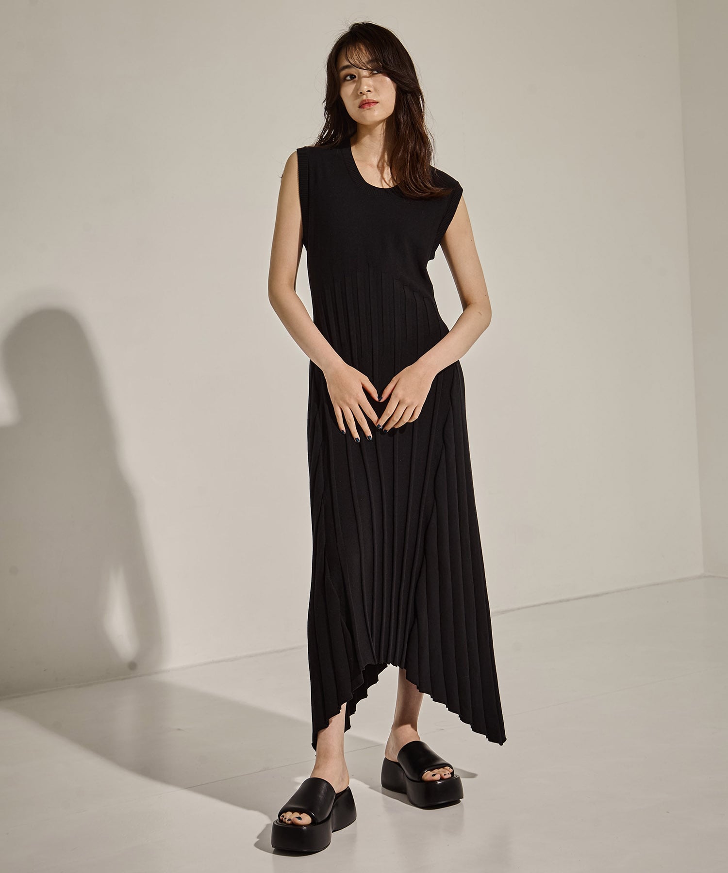 別注NO SLEEVE KNIT DRESS CINOH