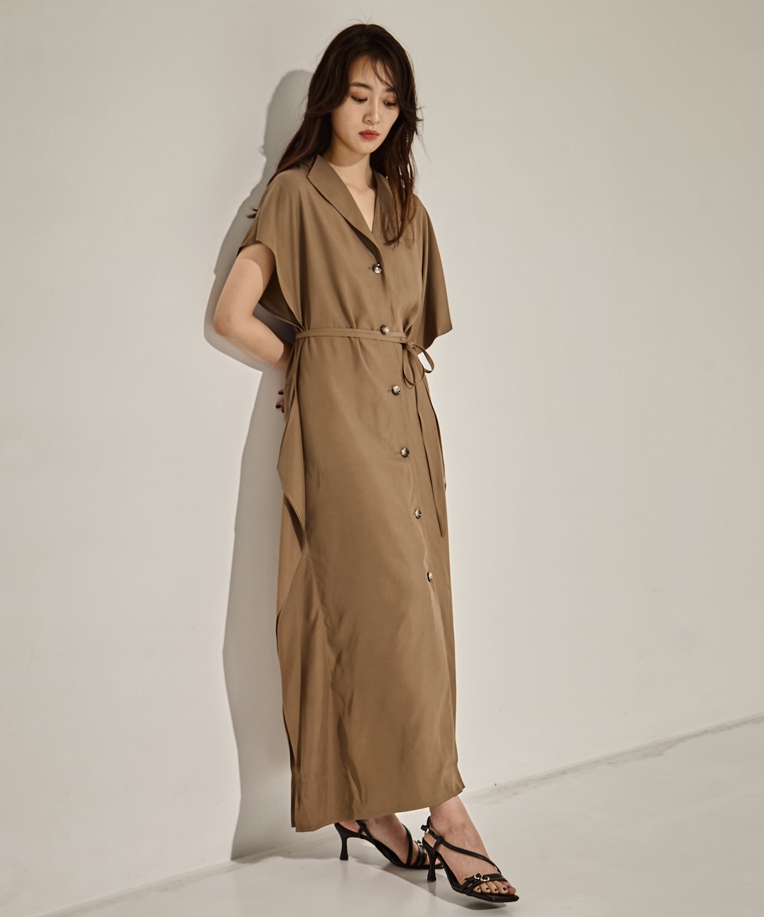 Ana asymmetry dress BE AKIRANAKA