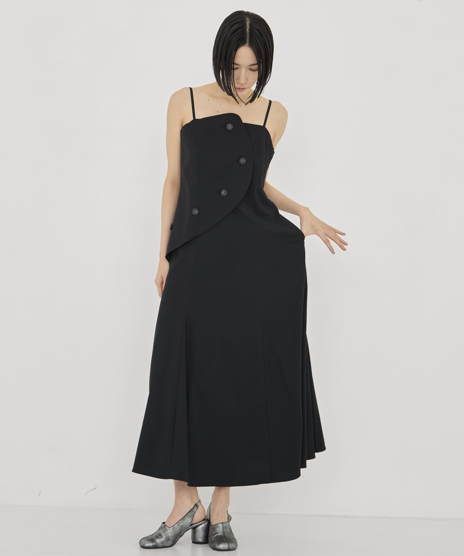 Nicole slip dress AKIRANAKA