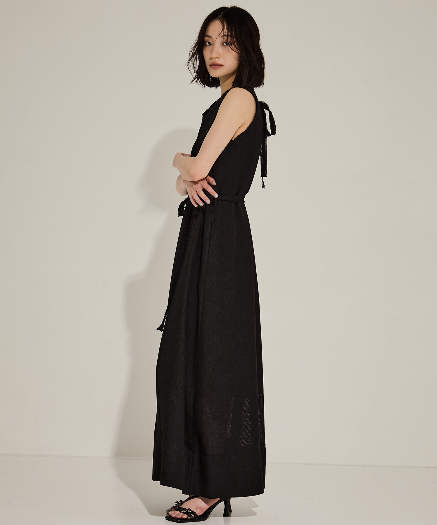 V Neck Sleeveless Mesh Dress STUDIOUS
