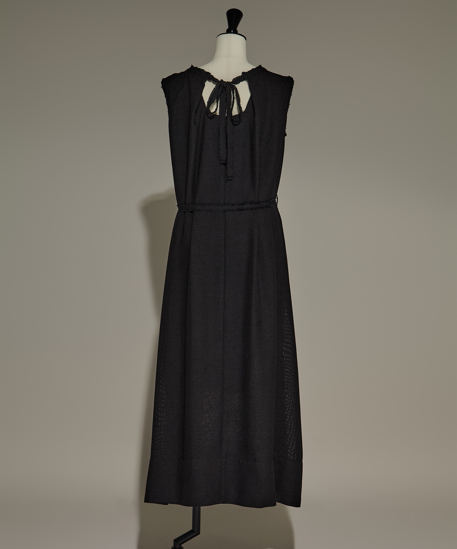 V Neck Sleeveless Mesh Dress STUDIOUS