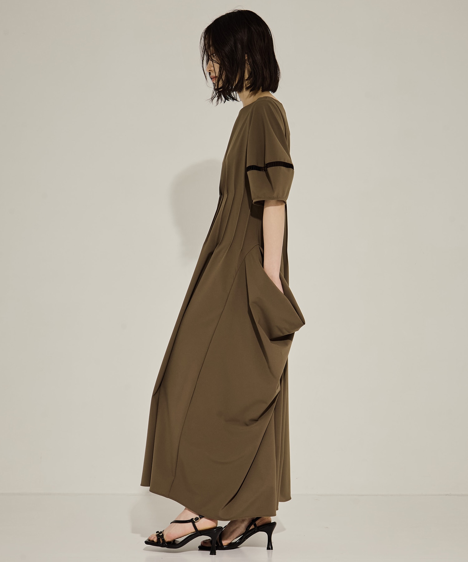 PIN TUCK VOLIME SLEEVE DRESS STUDIOUS