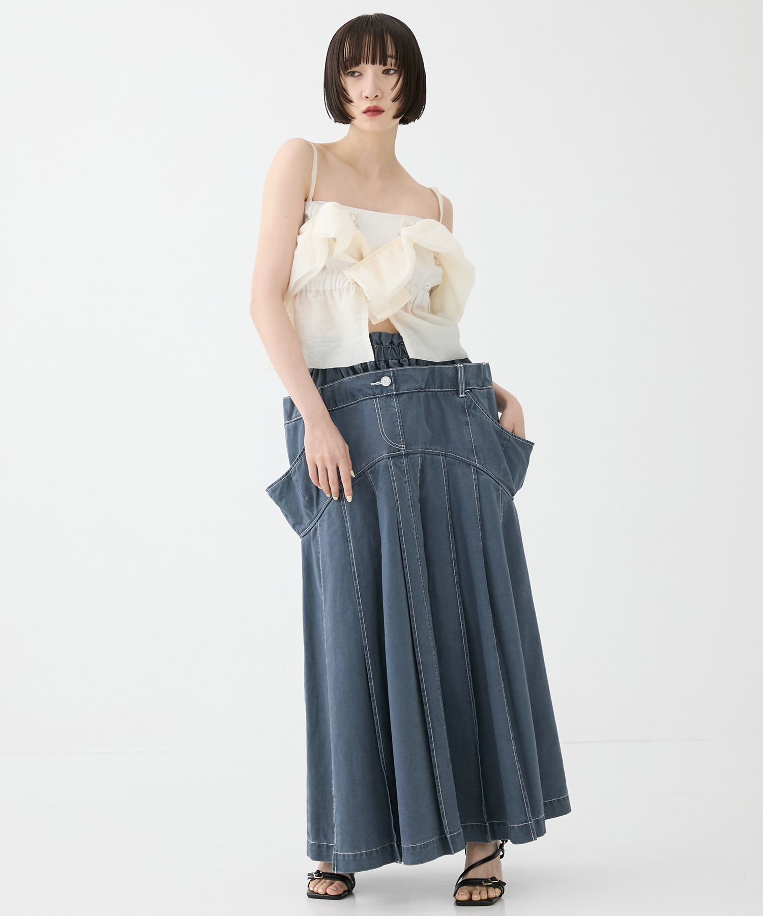 別注frower frill vest HOUGA