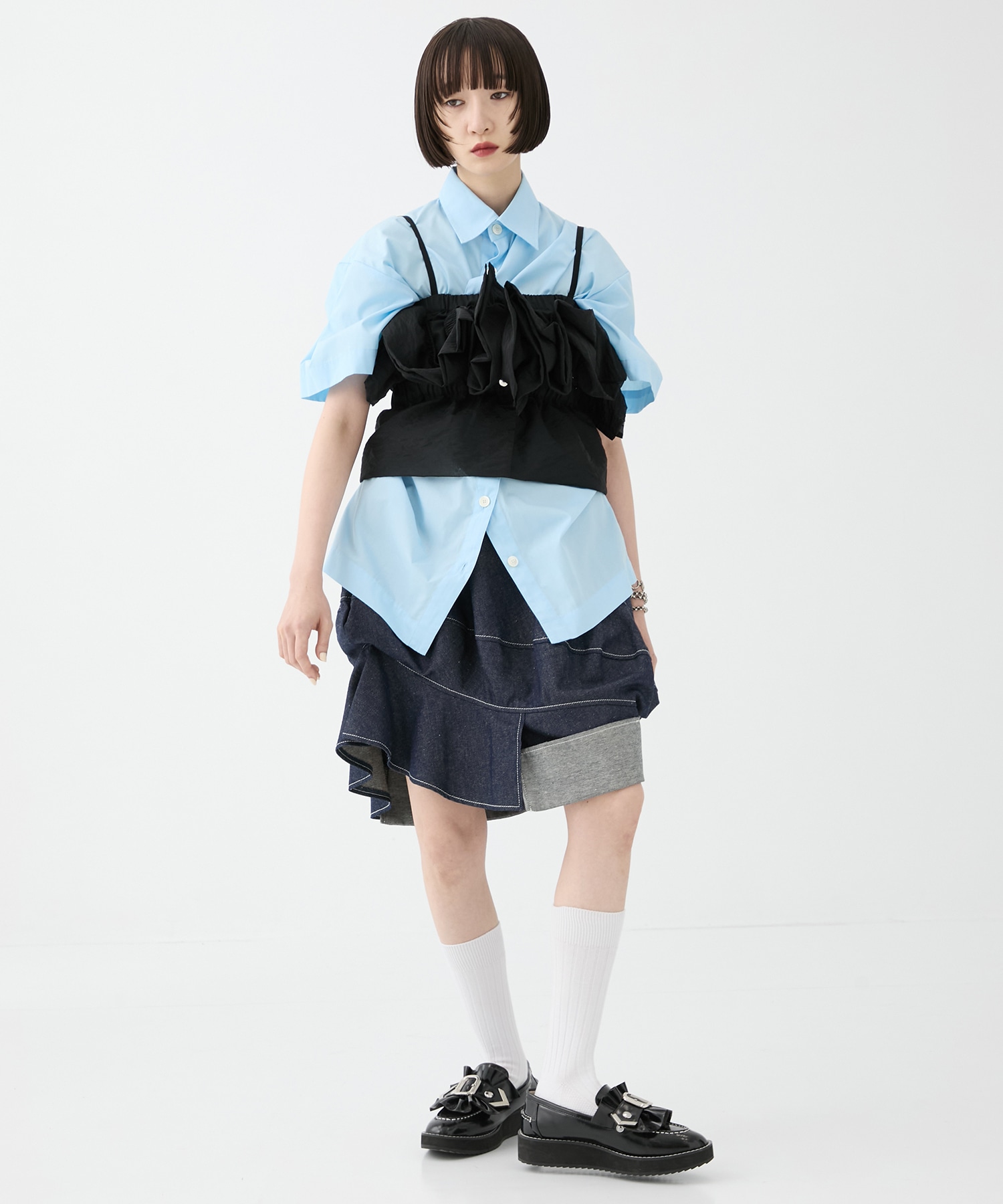 別注frower frill vest HOUGA
