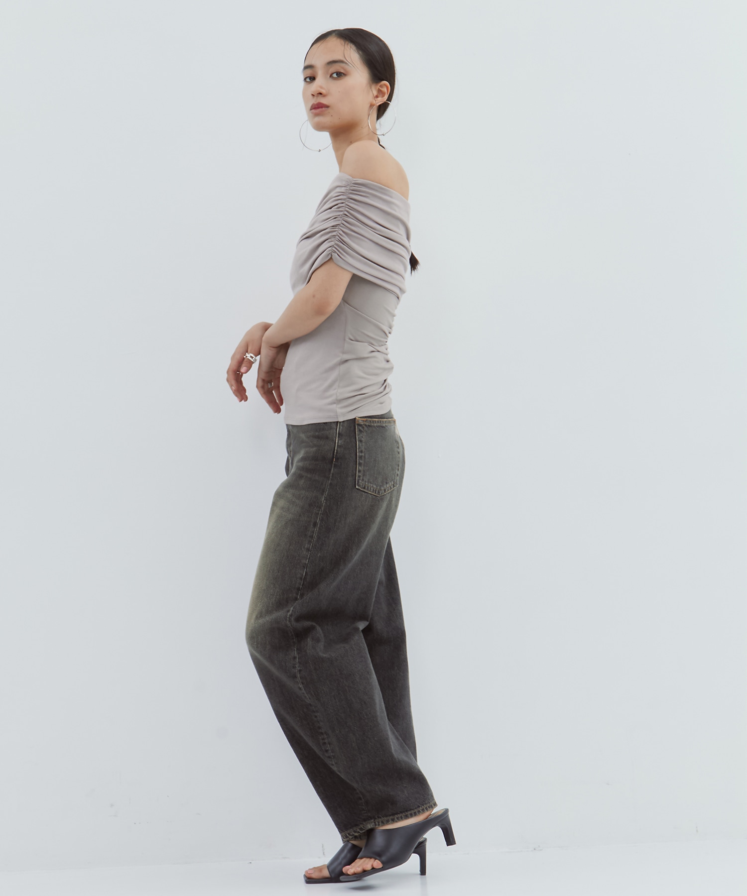 別注OFF SHOULDER TOPS determ
