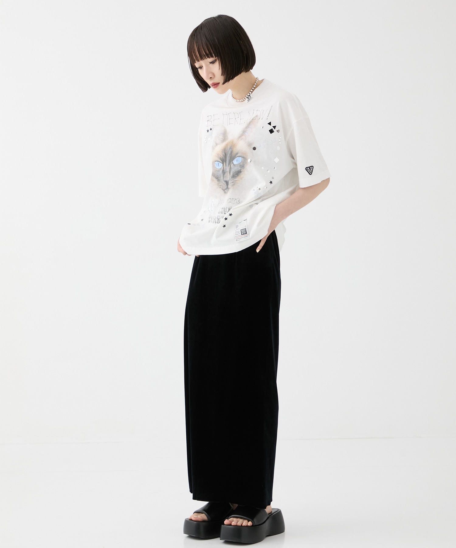 EMBELLISHED DISTRESSED TEE Maison MIHARA YASUHIRO