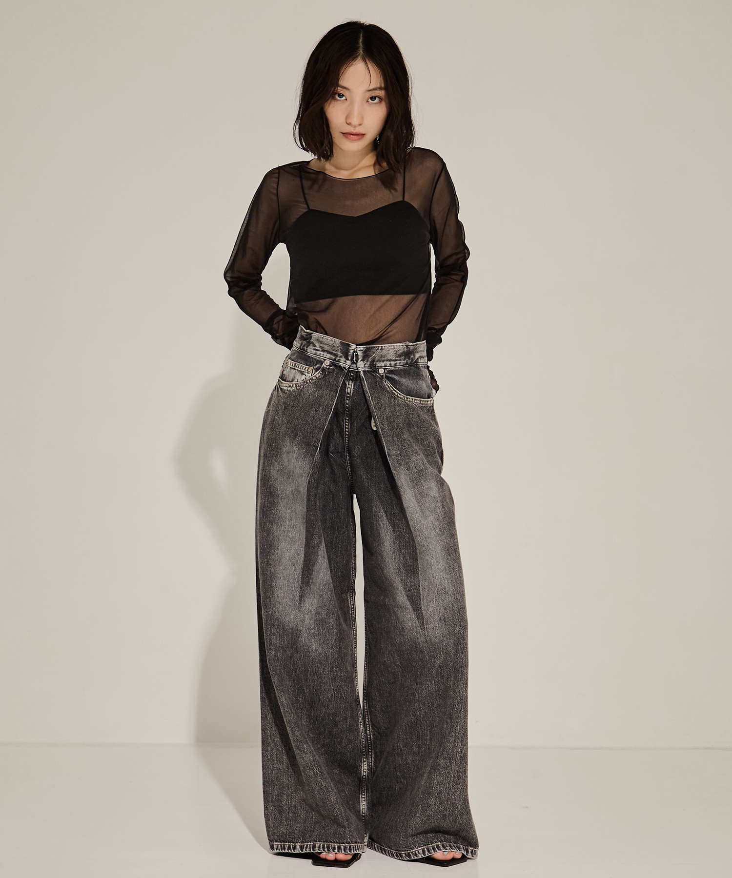 WASHED DENIM WIDE PANTS (SHORT LENGTH) JOHN LAWRENCE SULLIVAN