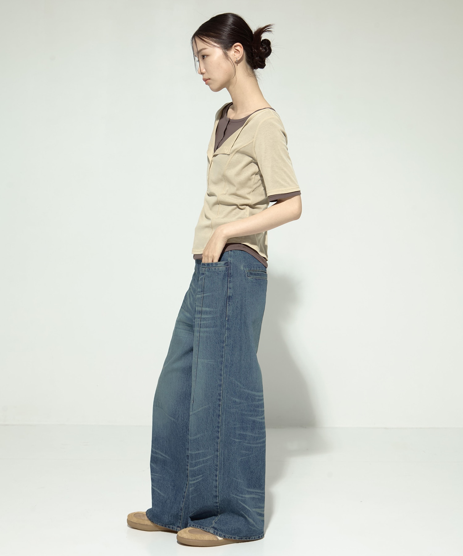Tucked Wide Leg Jeans STUDIOUS