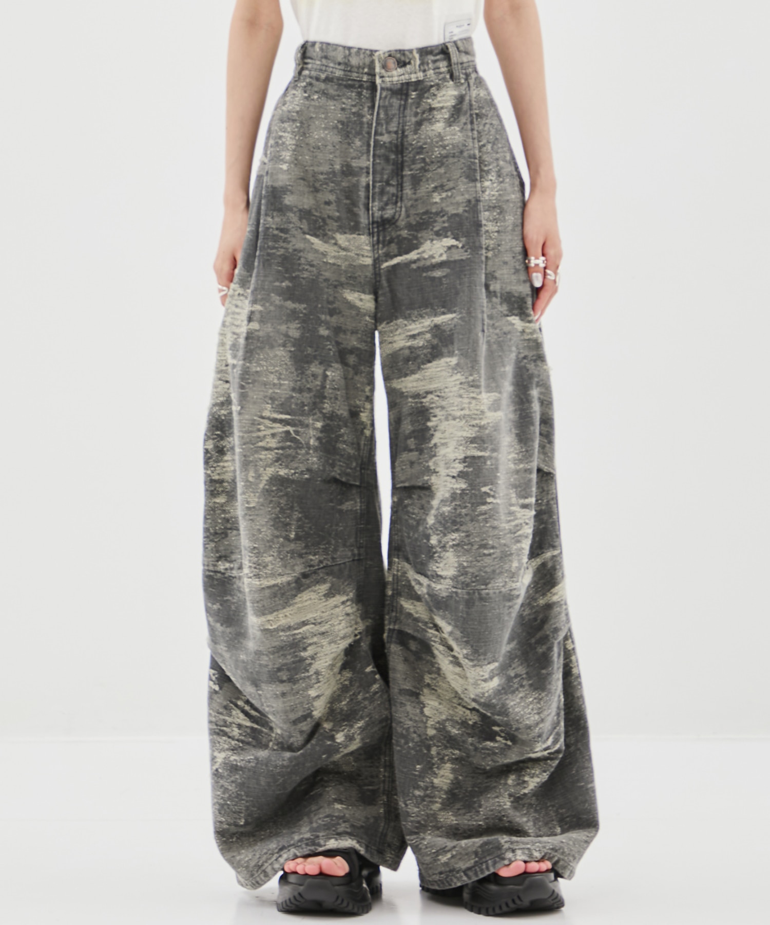 DESIGN TROUSERS TAAKK