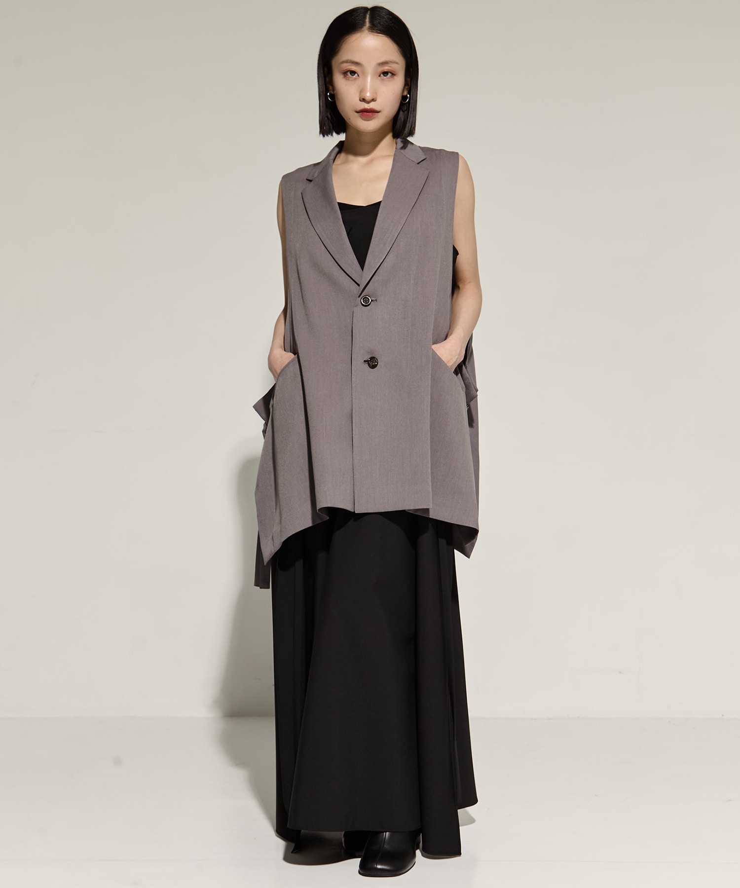 Side Eyelet Vest UJOH