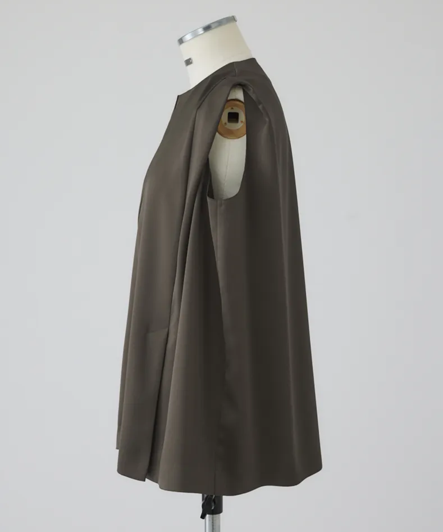 Satin chic vest RIM.ARK