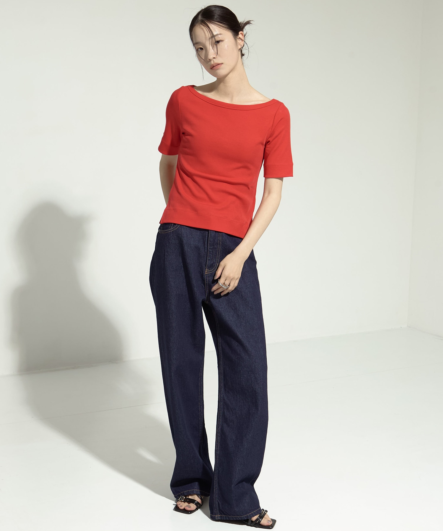 Luxury Smooth Boat Neck Tee STUDIOUS