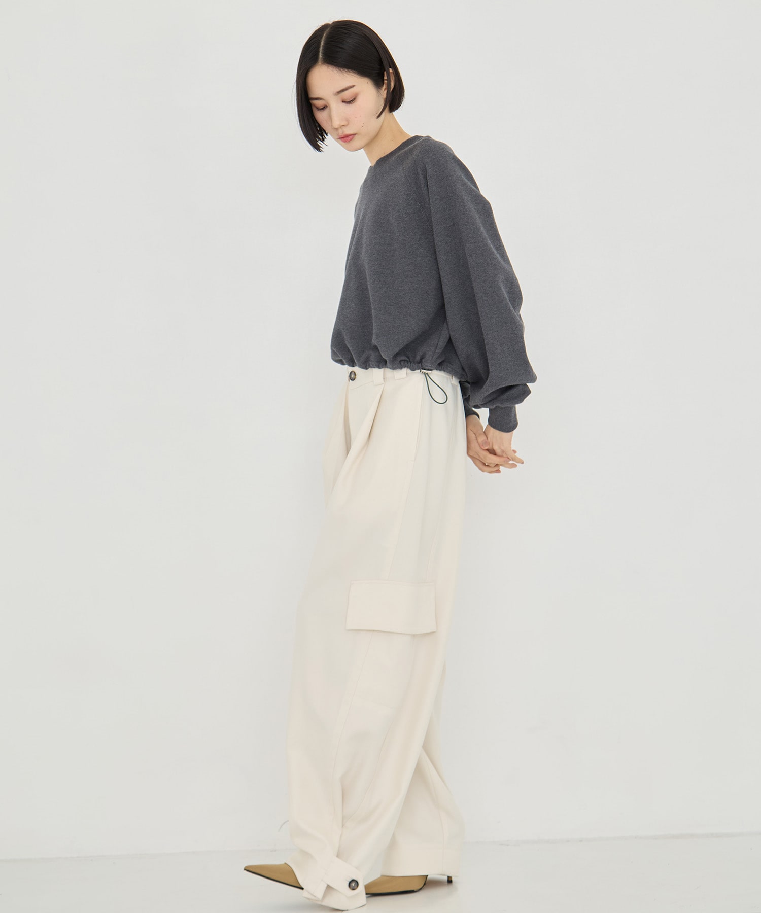 DRAWSTRING GATHER SLEEVE SWEAT SHIRT STUDIOUS