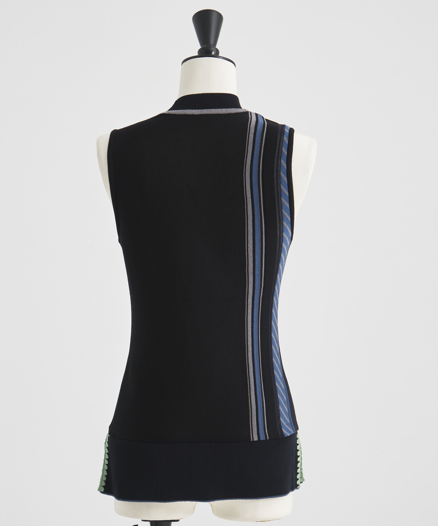 Geometric Pattern Knitted Sleeveless Top Mame Kurogouchi