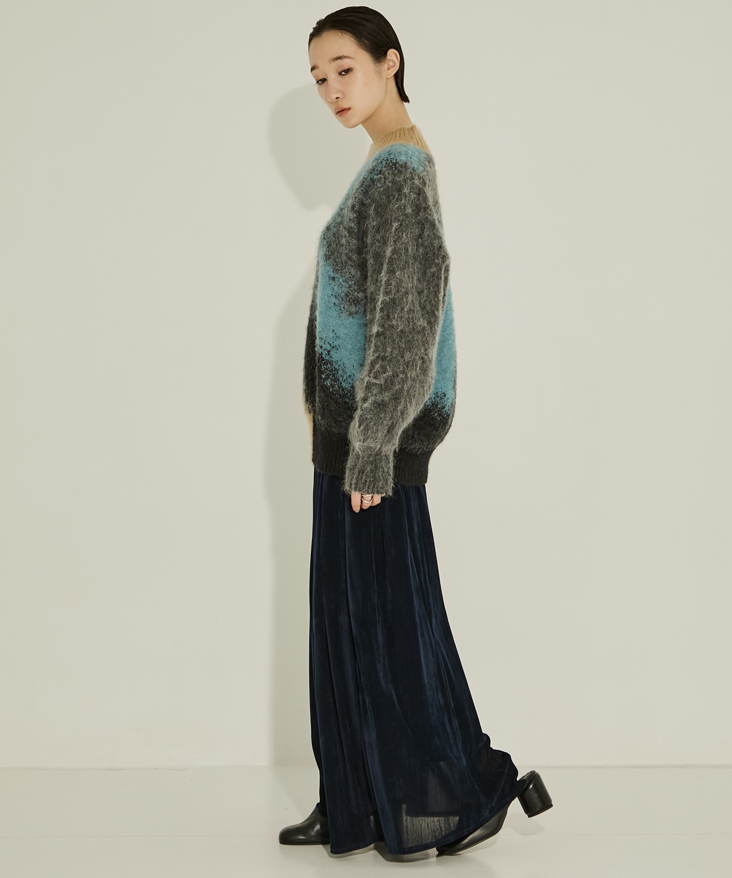 Ricarda knit pullover AKIRANAKA
