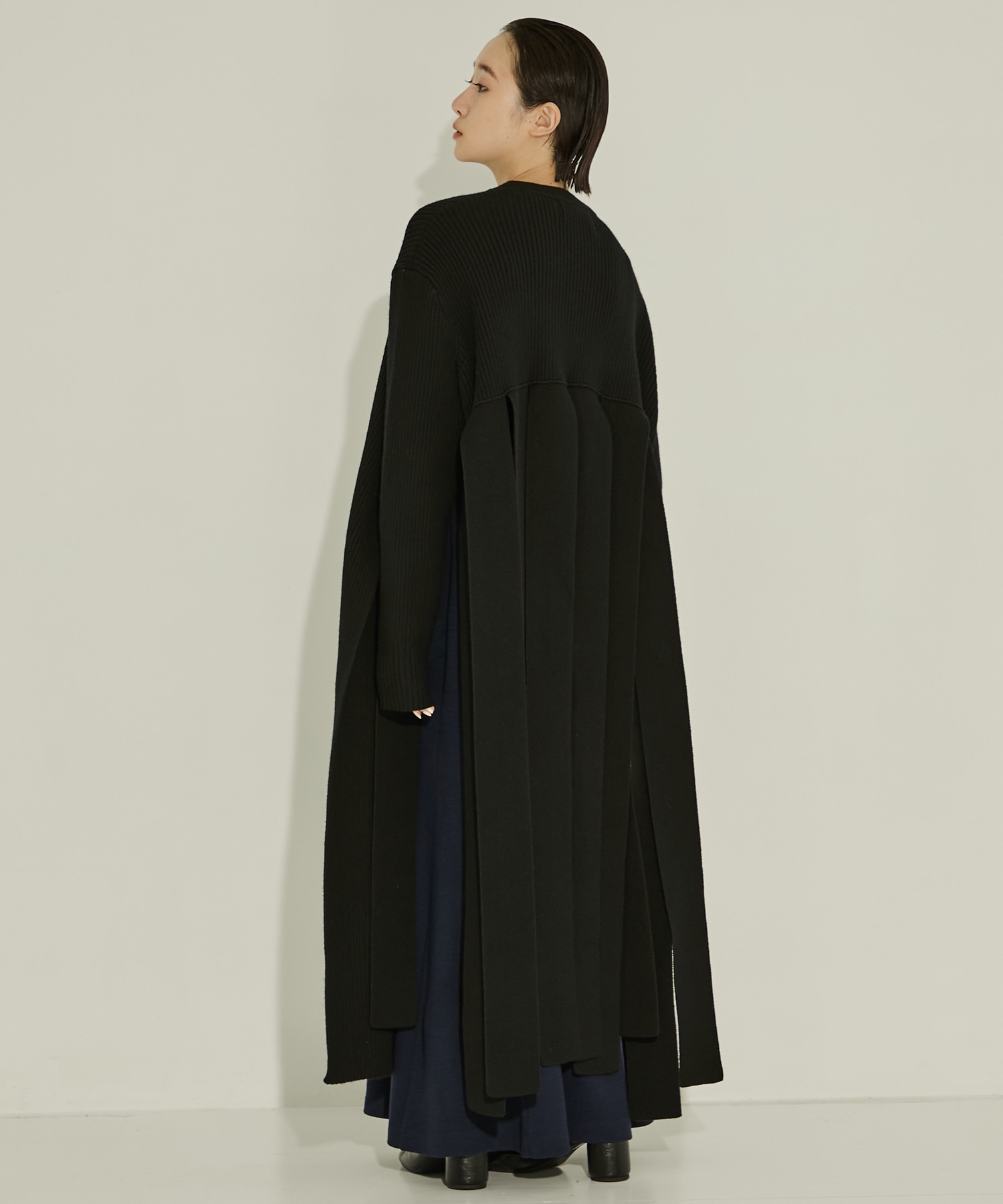 Margo long knit cardigan BK AKIRANAKA