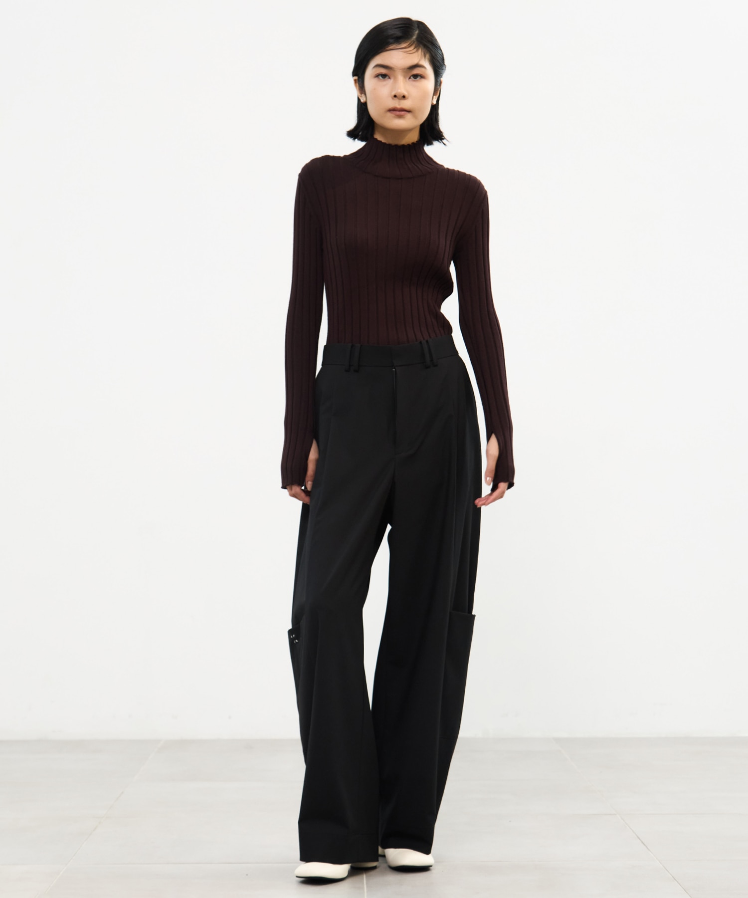 Soft Barrel Leg Cargo Trousers STUDIOUS