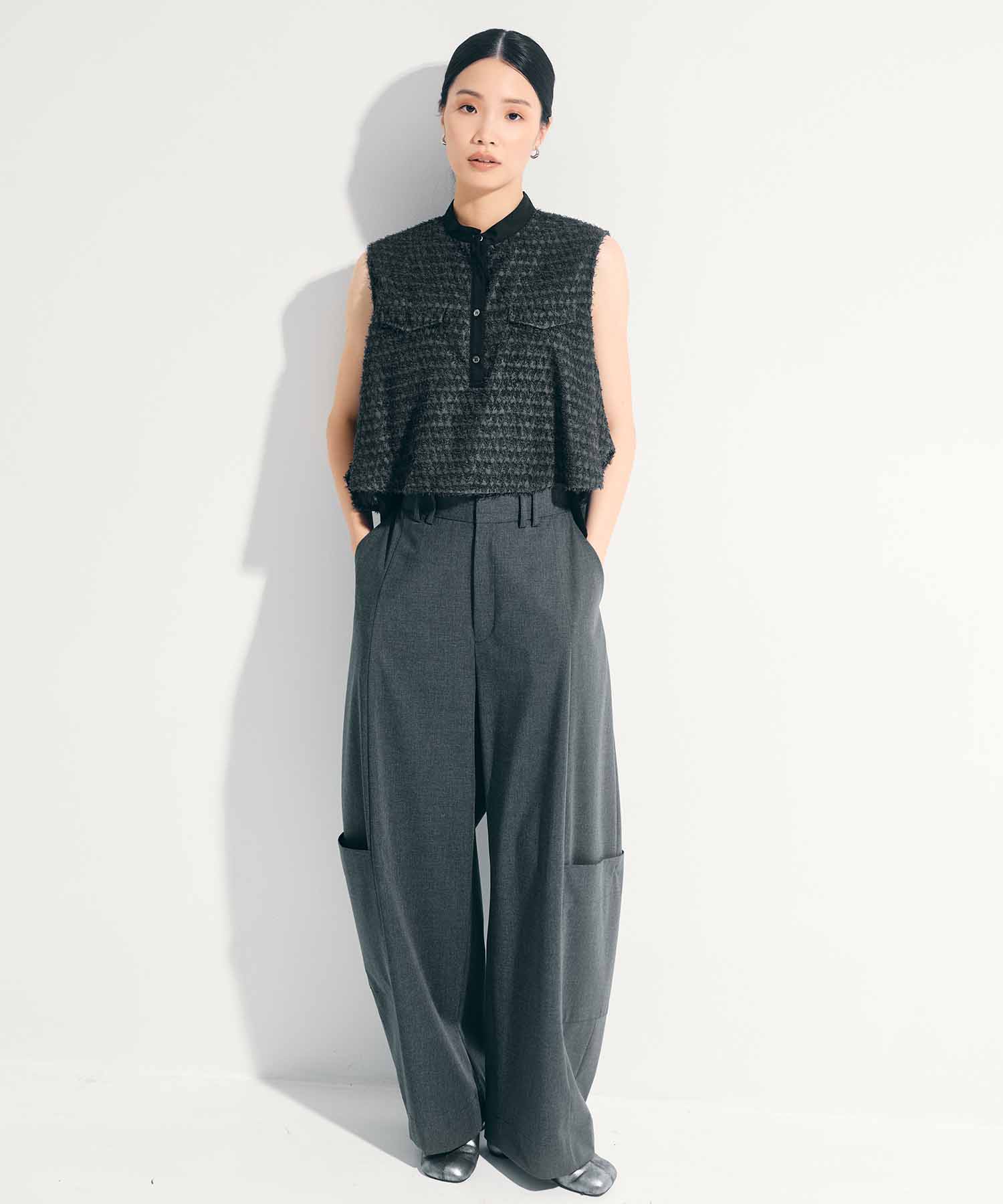 Soft Barrel Leg Cargo Trousers STUDIOUS