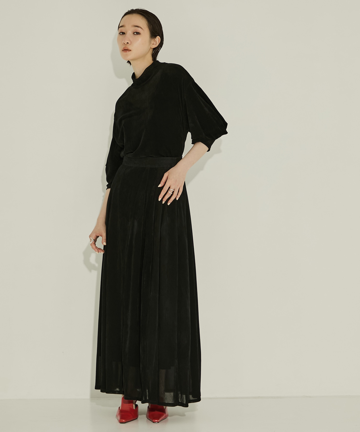 Rufina layer skirt AKIRANAKA