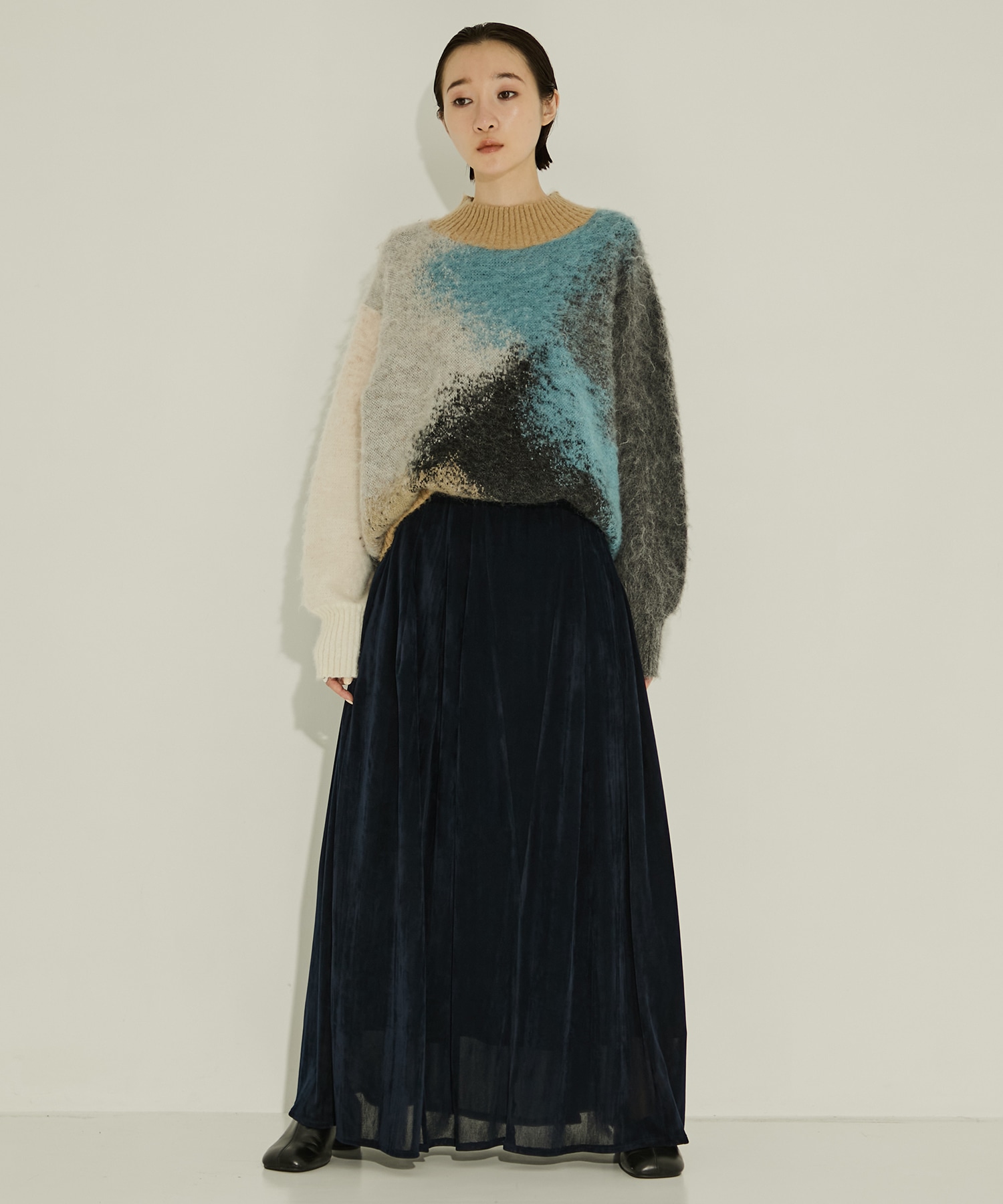 Rufina layer skirt AKIRANAKA