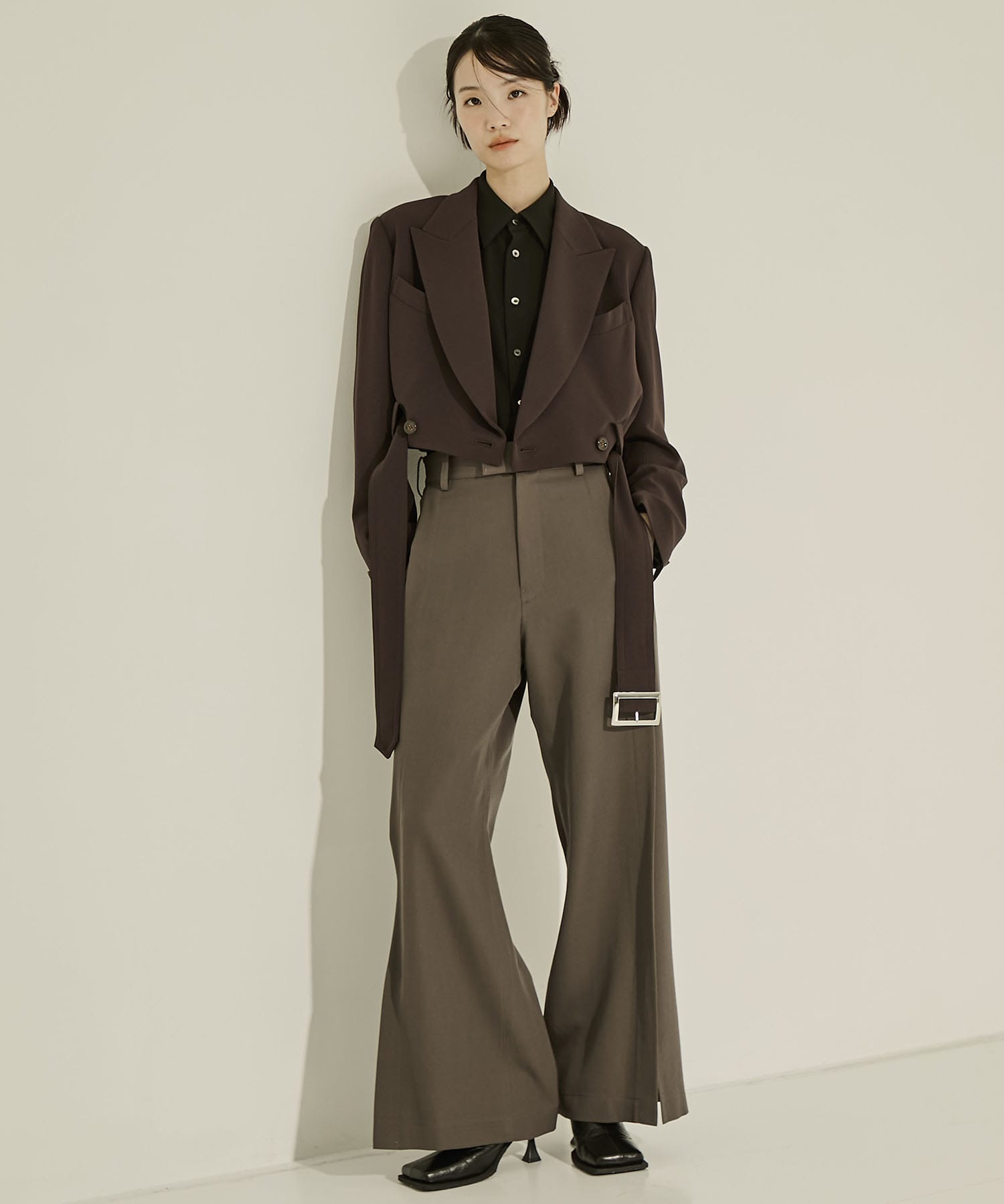 Cropped Belt JKT UJOH