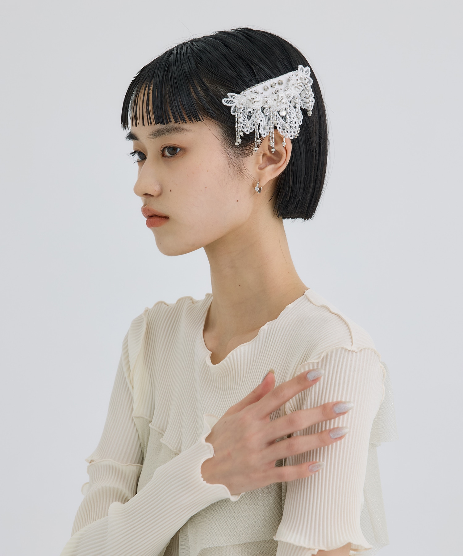 Snow bijou barrette left(FREE WHITE): tanakadaisuke: WOMENS