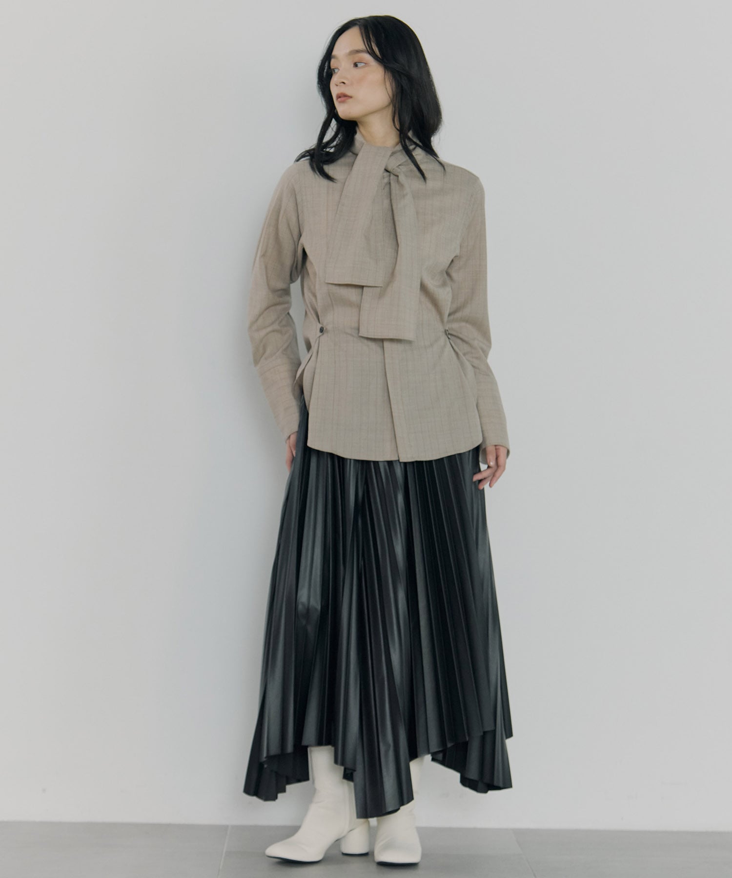 Waist Tucked Wool Shirt STUDIOUS