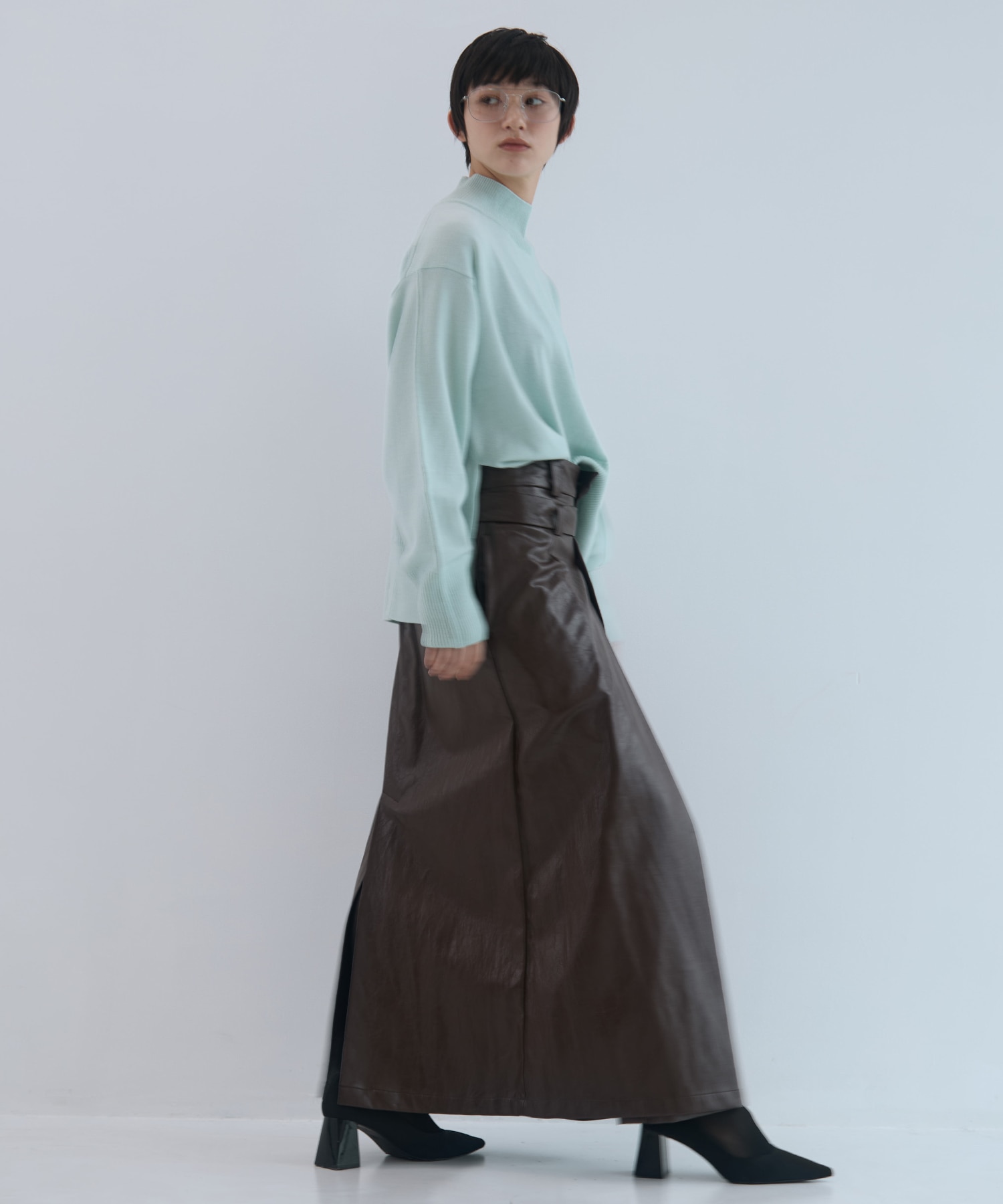 Merino Wool Turtle Neck Knit STUDIOUS