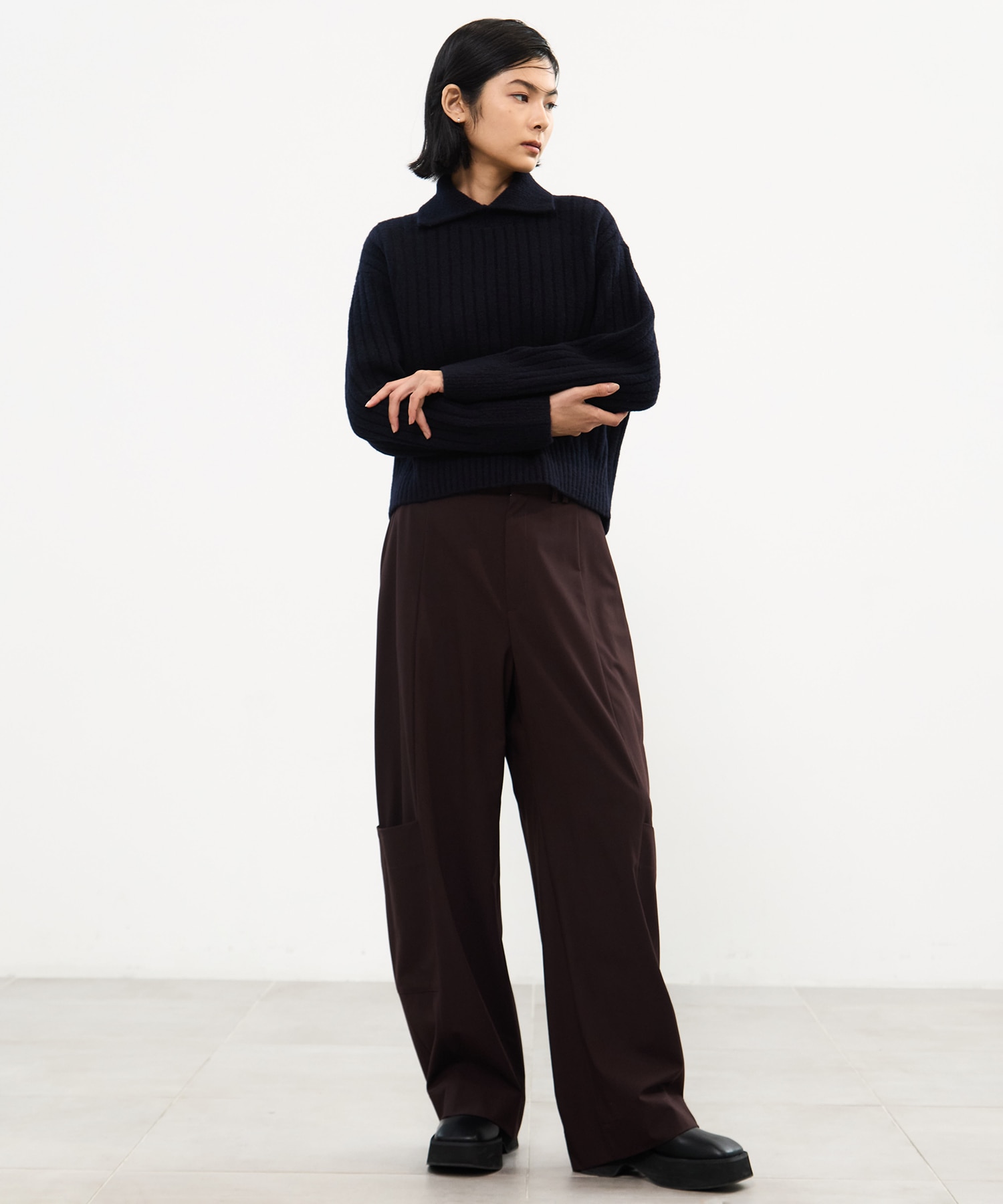 Cropped Collar Knit UJOH