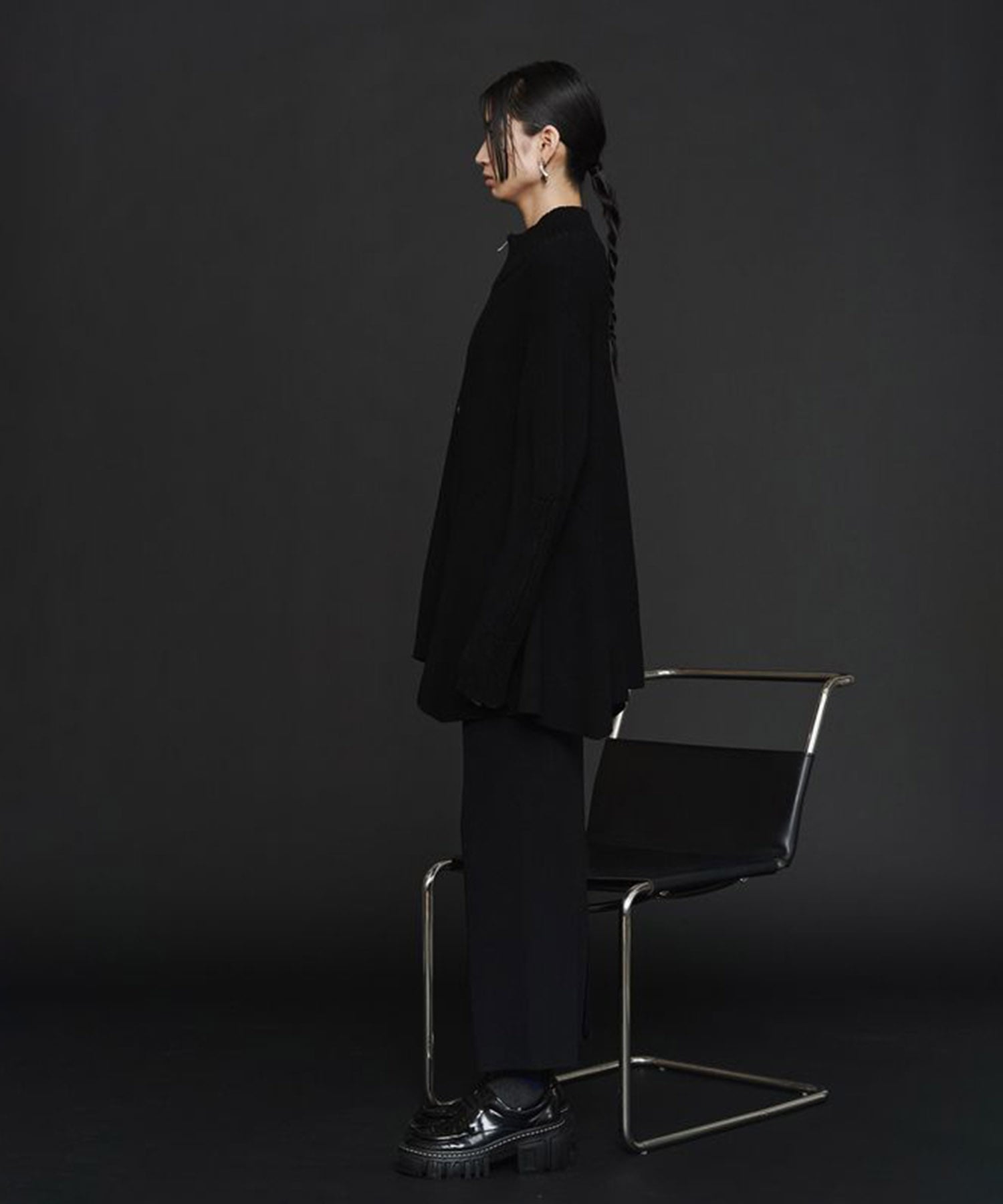 PIN TUCK HALF ZIP TOP UN3D.